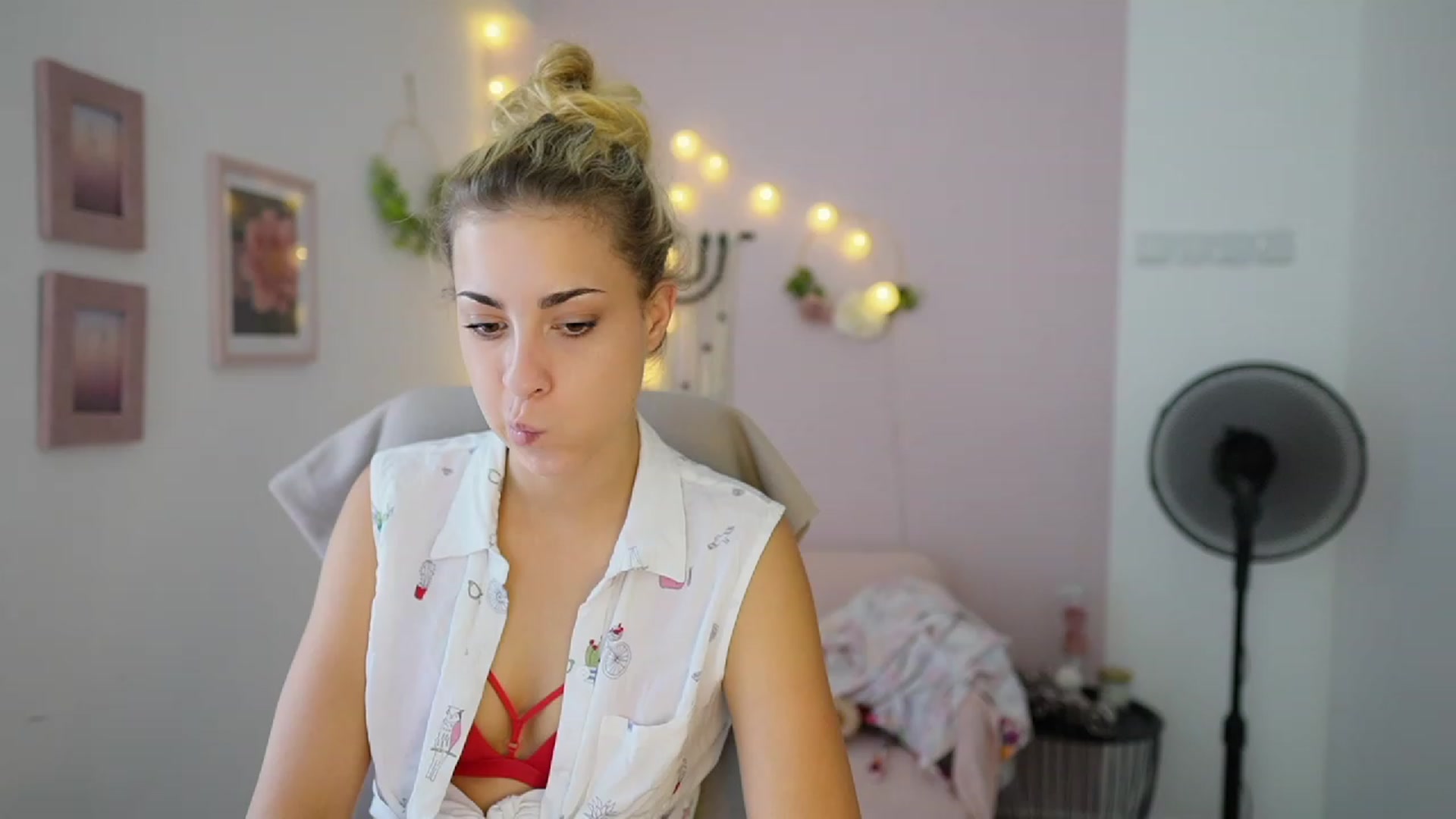 Gallery image thumbnail from Gia_Lopez18's myfreecams stream on, 07/27/2023, 17:04 image 3 of 20