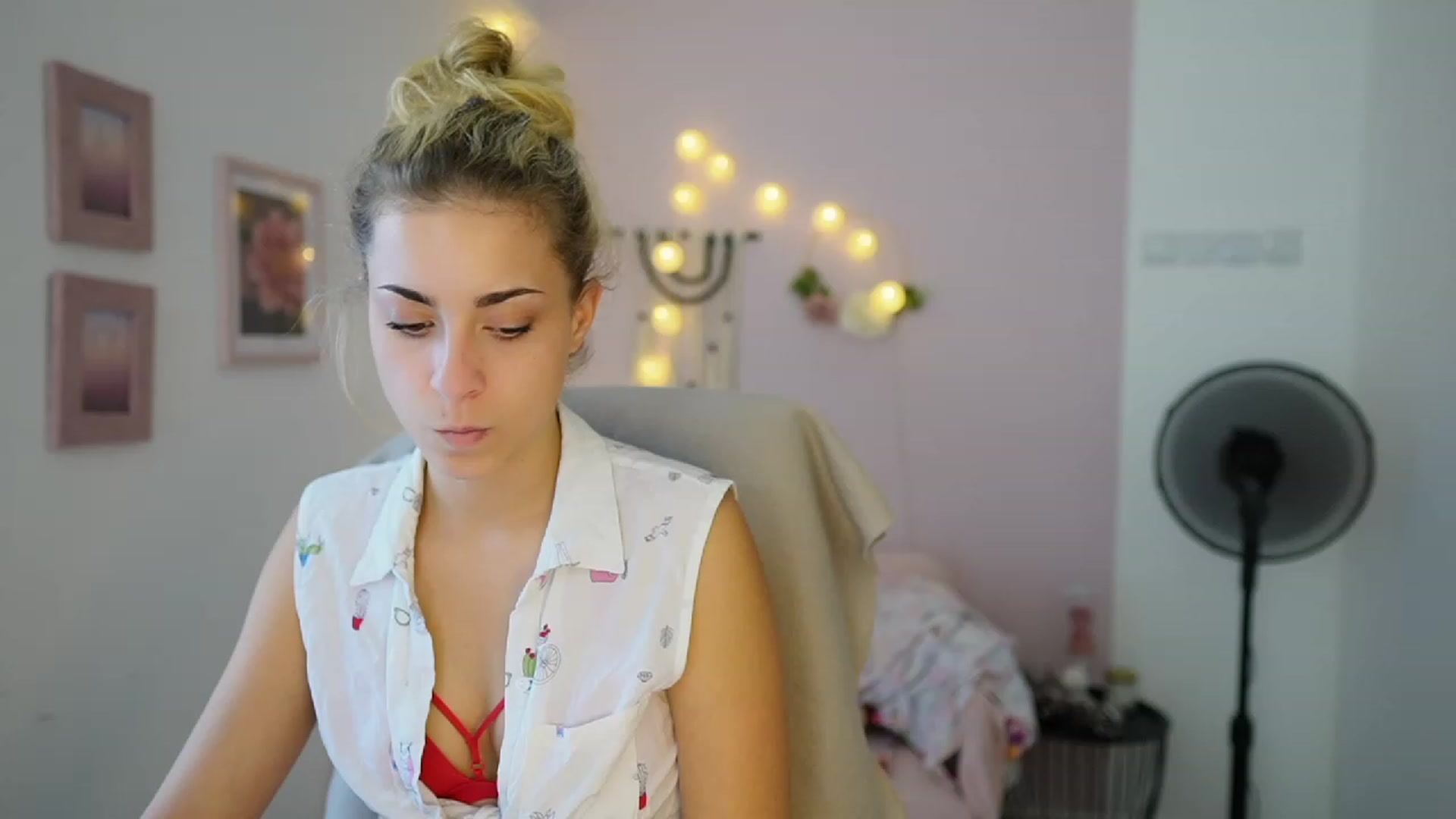 Gallery image thumbnail from Gia_Lopez18's myfreecams stream on, 07/27/2023, 17:04 image 9 of 20