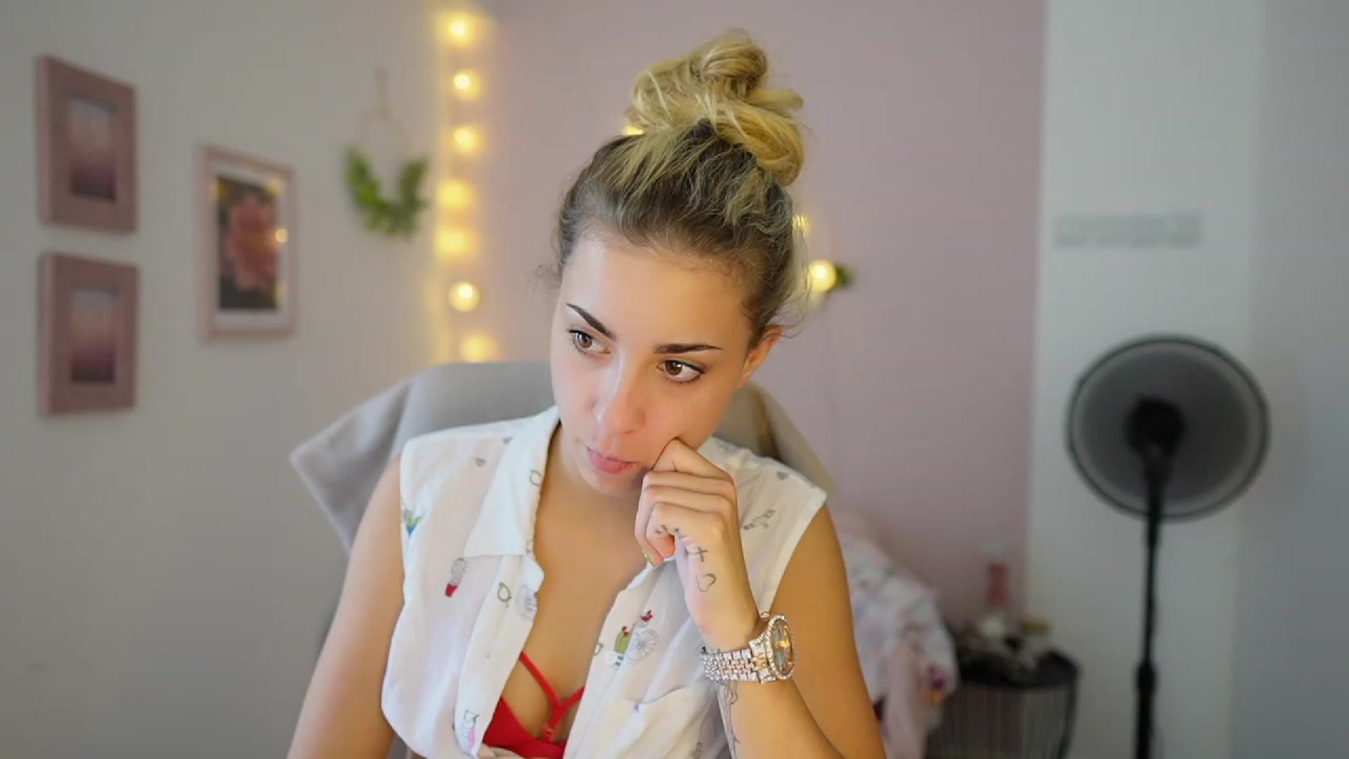 Gallery image thumbnail from Gia_Lopez18's myfreecams stream on, 07/27/2023, 17:04 image 6 of 20