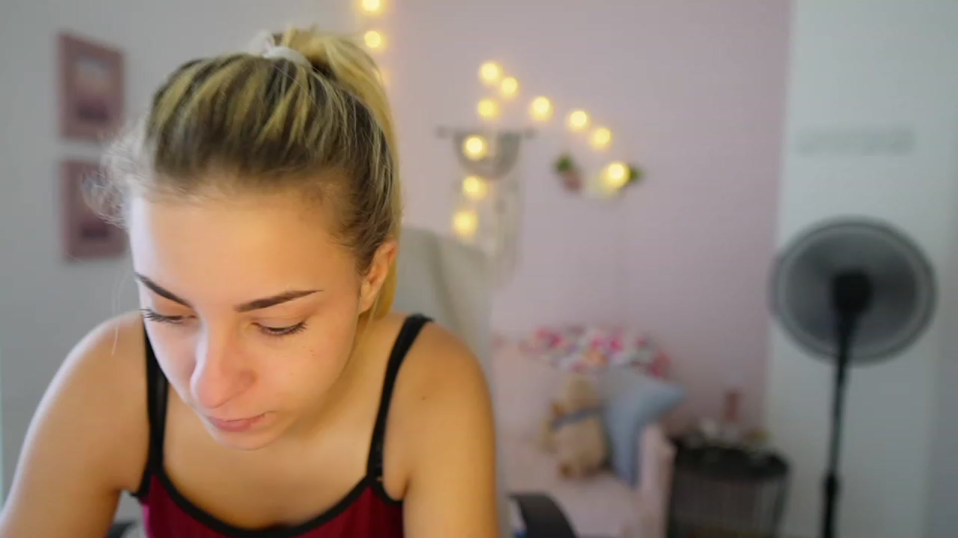 Gallery image thumbnail from Gia_Lopez18's myfreecams stream on, 07/31/2023, 15:51 image 19 of 20