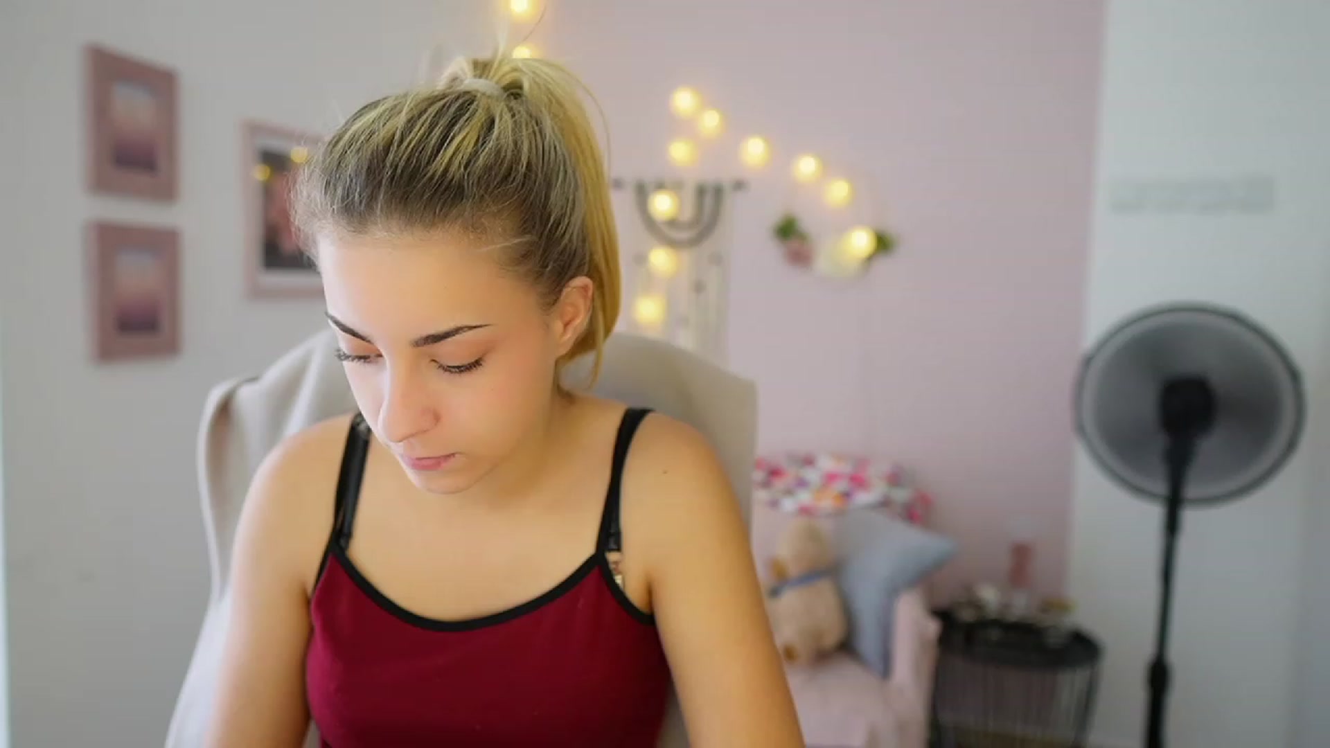 Gallery image thumbnail from Gia_Lopez18's myfreecams stream on, 07/31/2023, 15:51 image 8 of 20