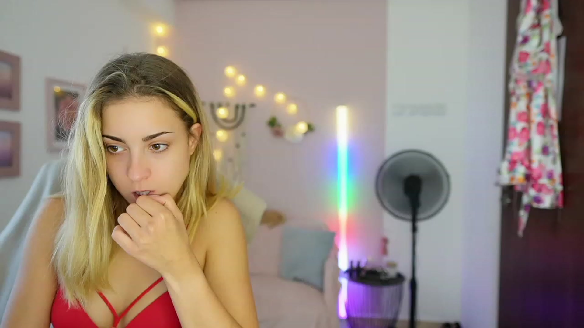 Gallery image thumbnail from Gia_Lopez18's myfreecams stream on, 08/10/2023, 17:49 image 6 of 20