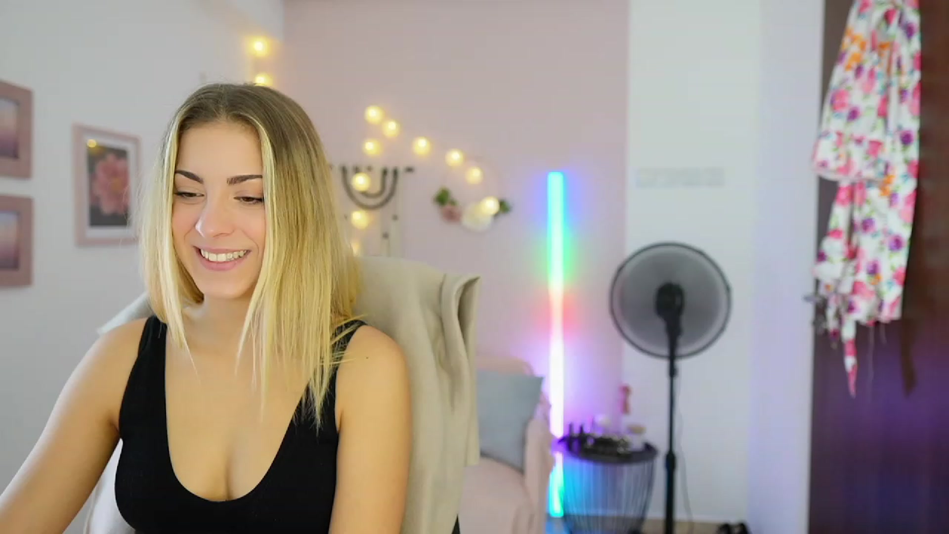 Gallery image thumbnail from Gia_Lopez18's myfreecams stream on, 08/13/2023, 14:29 image 13 of 20