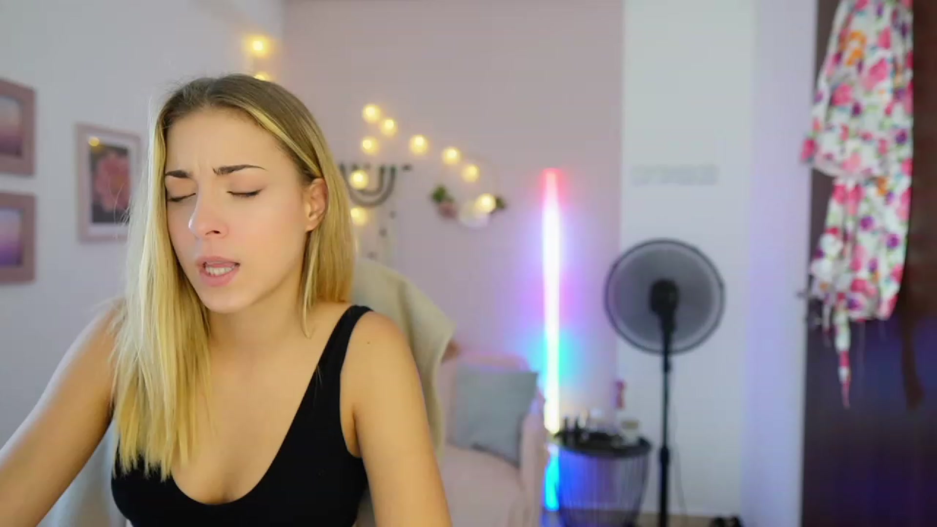 Gallery image thumbnail from Gia_Lopez18's myfreecams stream on, 08/13/2023, 15:41 image 11 of 20