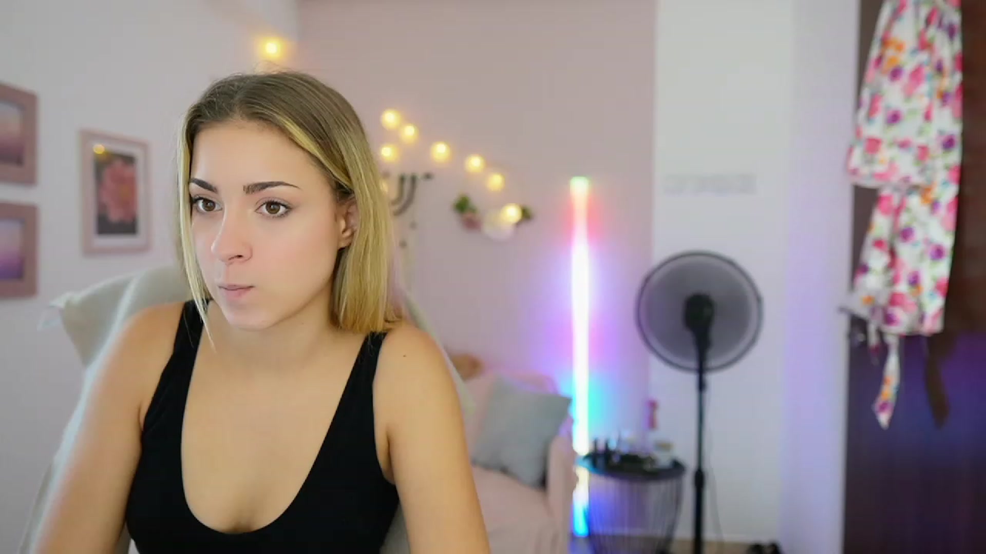 Gallery image thumbnail from Gia_Lopez18's myfreecams stream on, 08/13/2023, 17:48 image 7 of 20