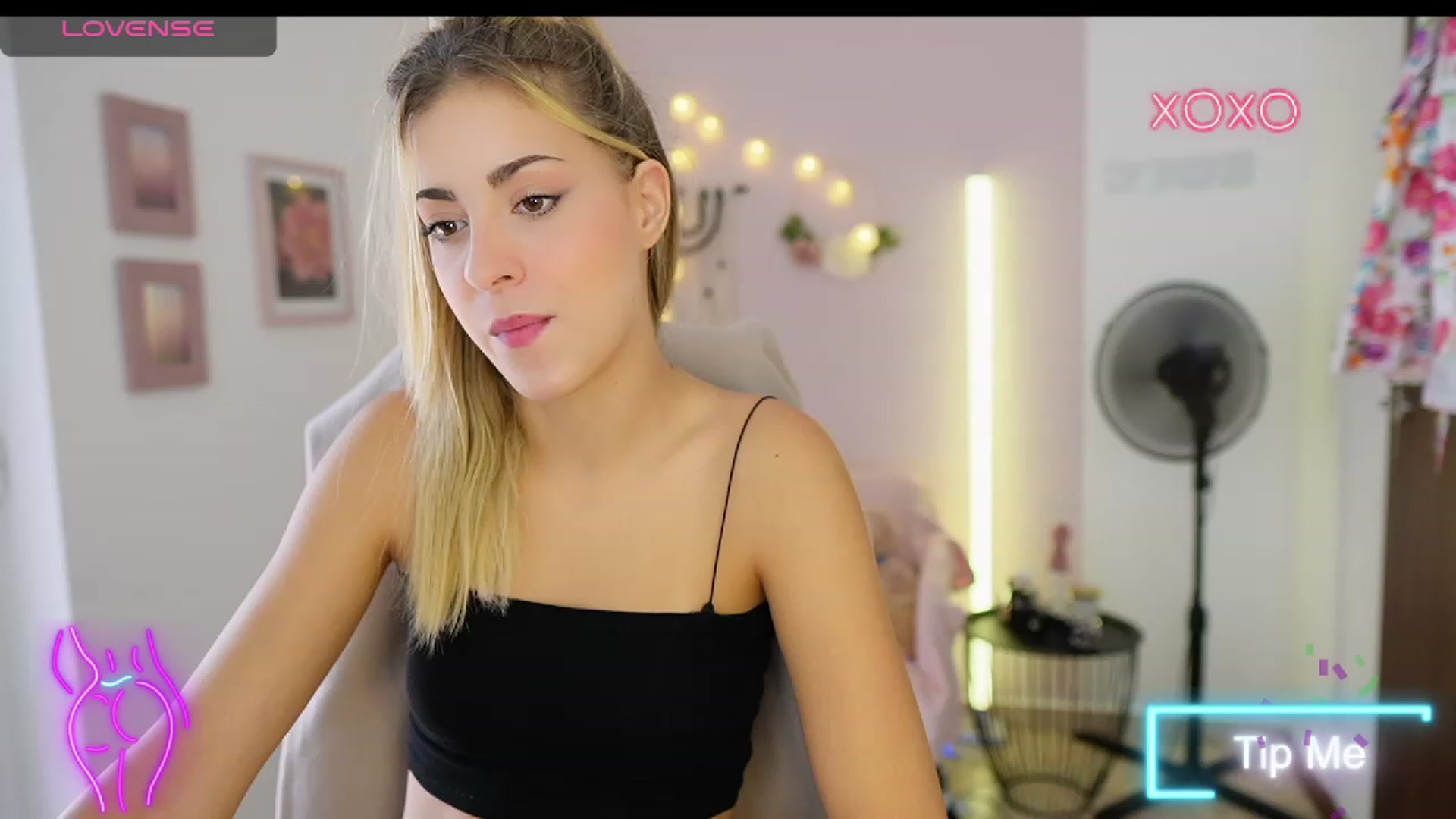 Gallery image thumbnail from Gia_Lopez18's myfreecams stream on, 08/16/2023, 14:58 image 12 of 20