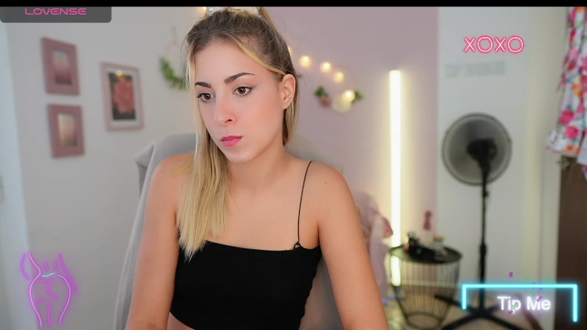Gallery image thumbnail from Gia_Lopez18's myfreecams stream on, 08/16/2023, 17:51 image 18 of 20