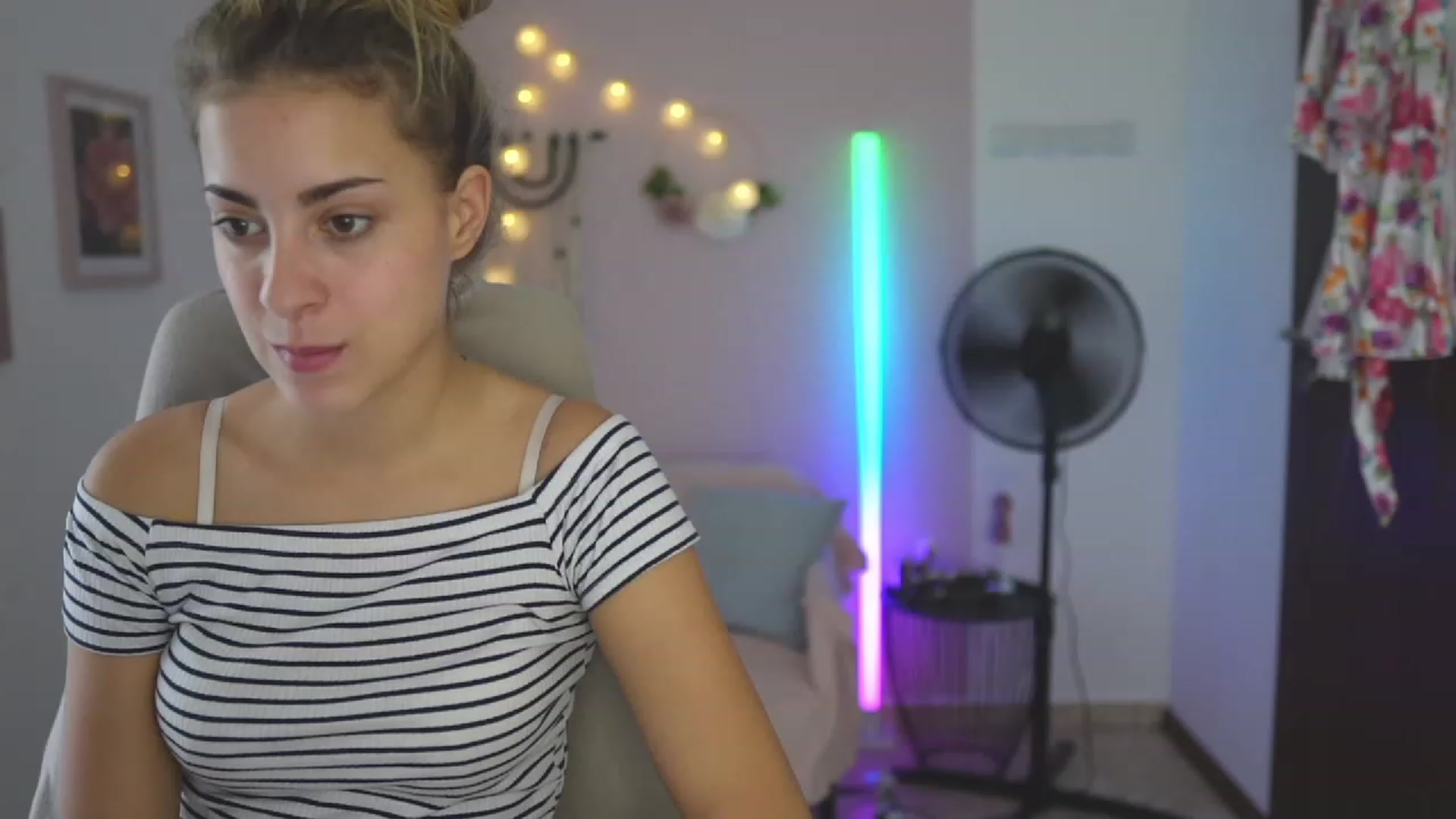 Gallery image thumbnail from Gia_Lopez18's myfreecams stream on, 08/25/2023, 14:11 image 4 of 20