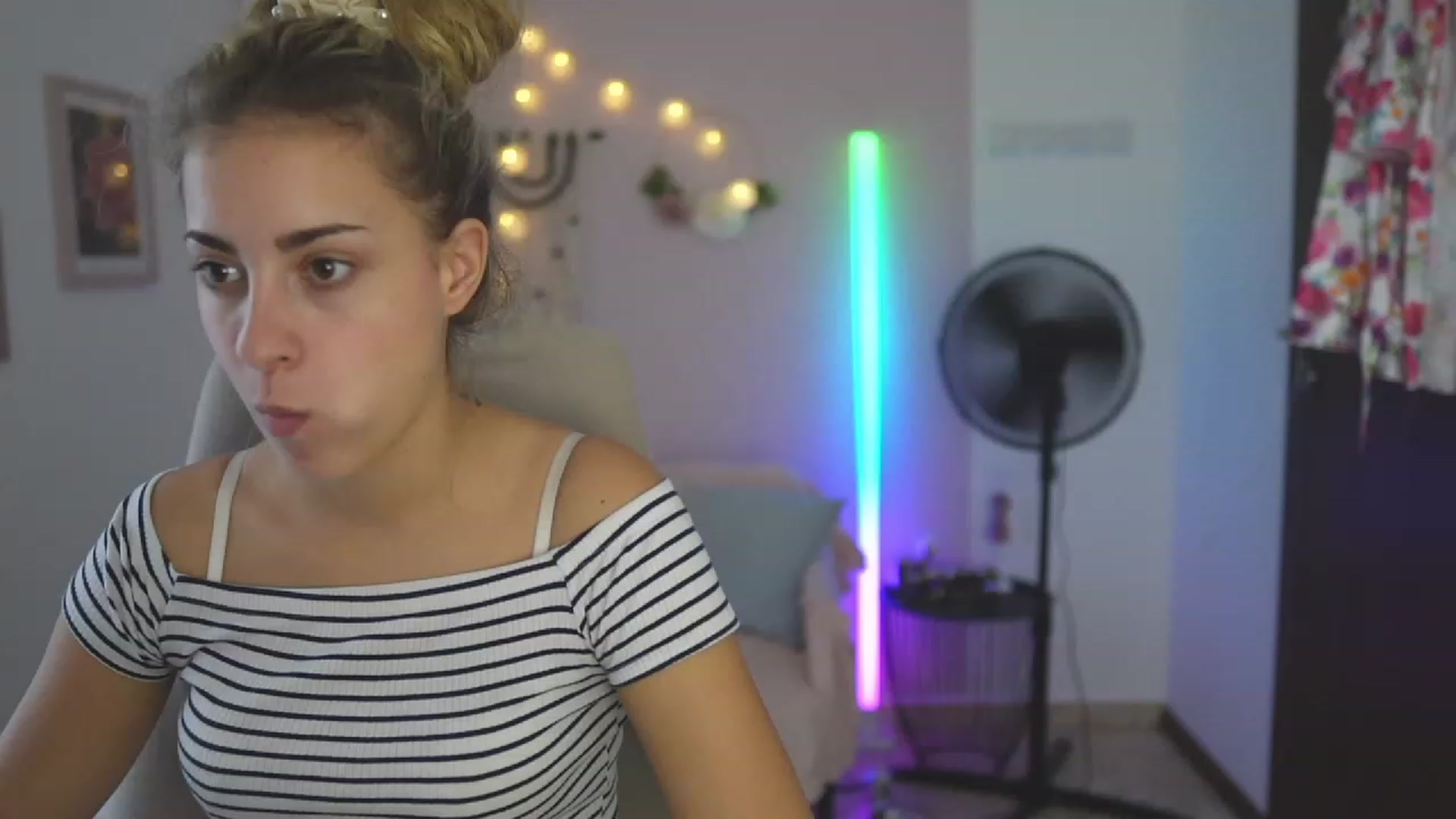 Gallery image thumbnail from Gia_Lopez18's myfreecams stream on, 08/25/2023, 17:14 image 2 of 20