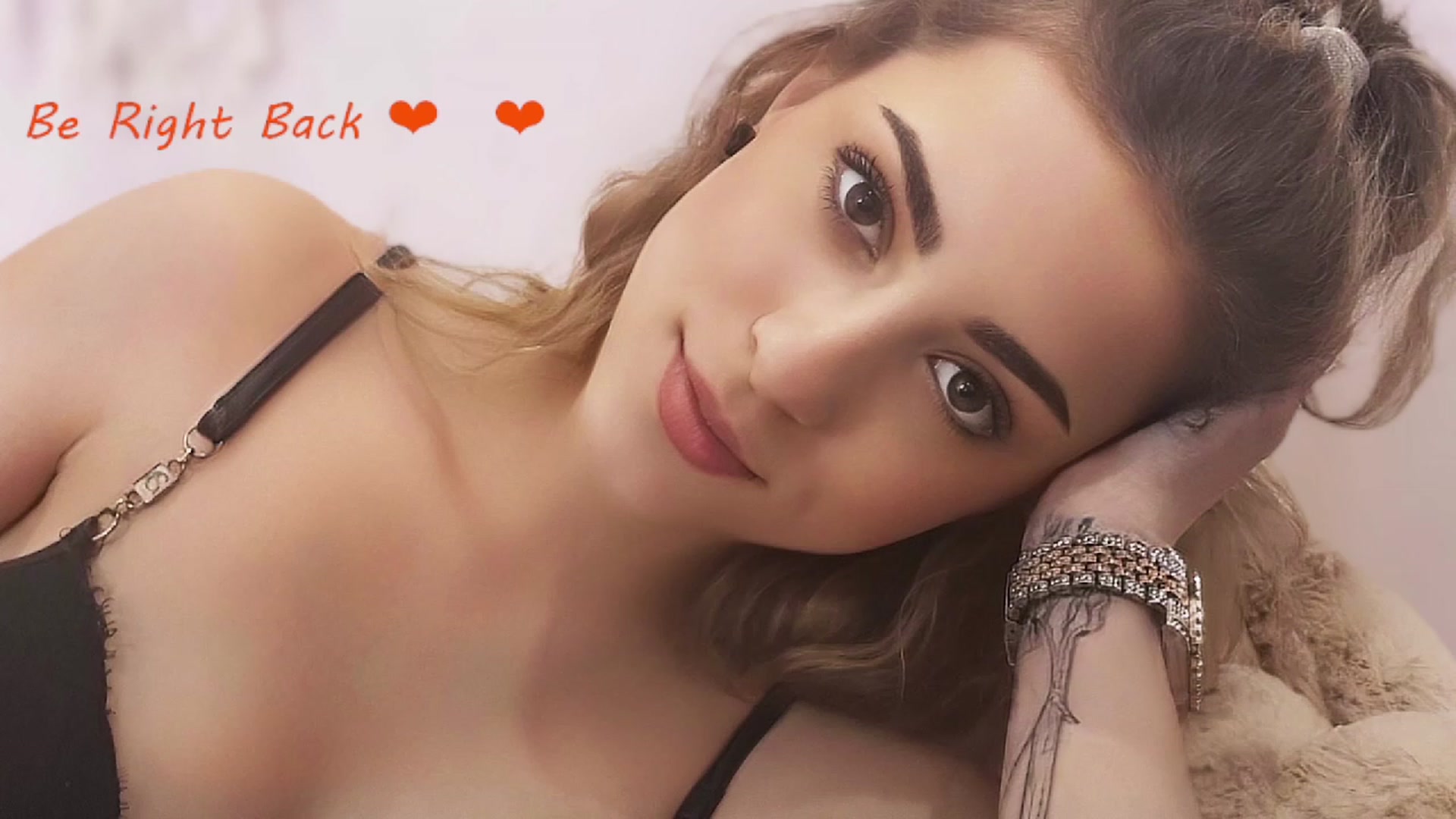 Gallery image thumbnail from Gia_Lopez18's myfreecams stream on, 08/25/2023, 17:14 image 16 of 20