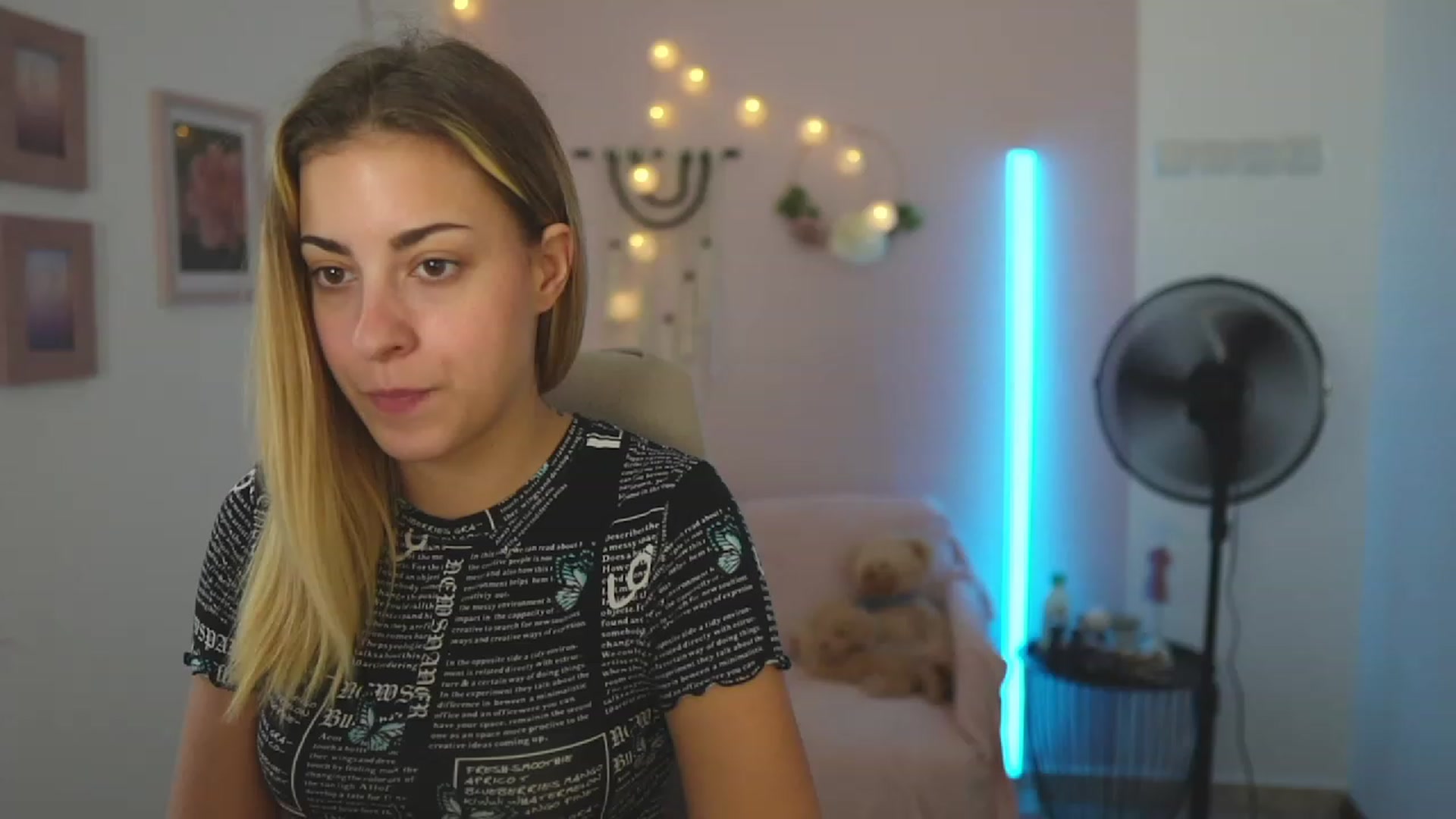 Gallery image thumbnail from Gia_Lopez18's myfreecams stream on, 08/29/2023, 15:38 image 1 of 20