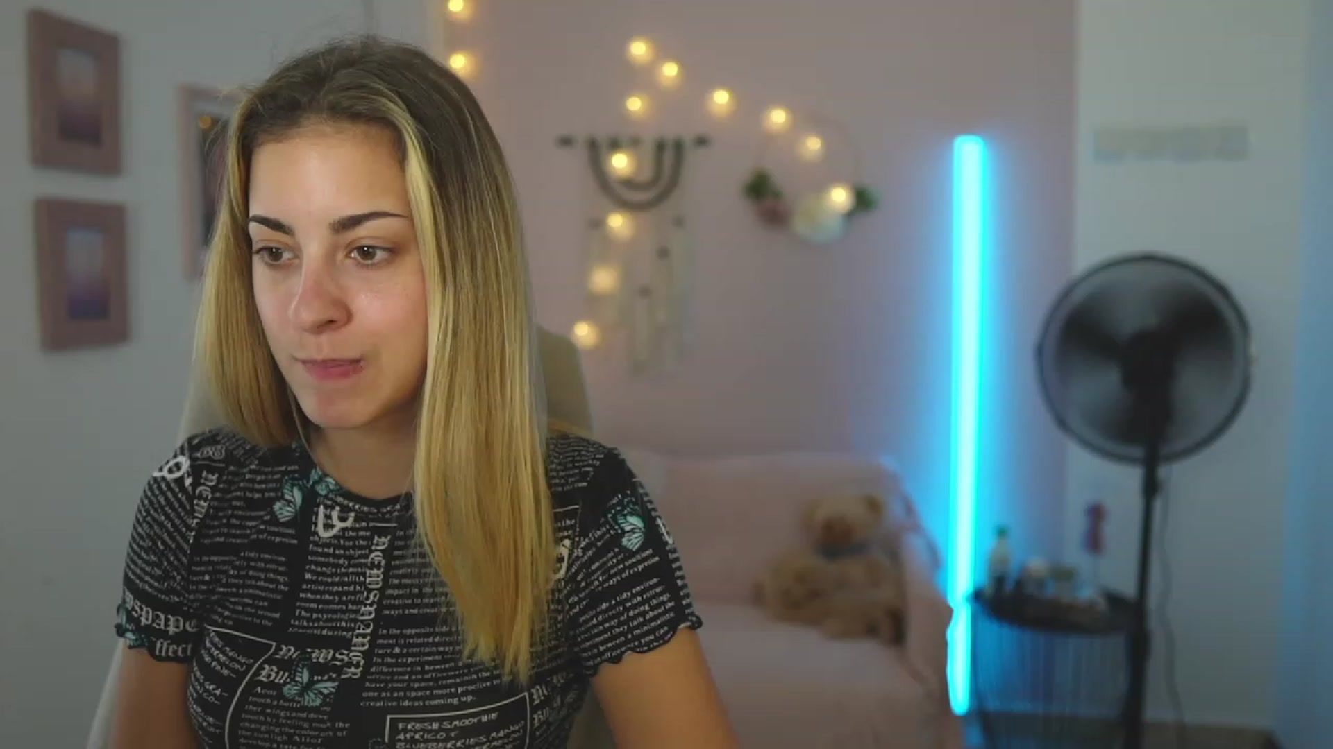 Gallery image thumbnail from Gia_Lopez18's myfreecams stream on, 08/29/2023, 15:38 image 13 of 20