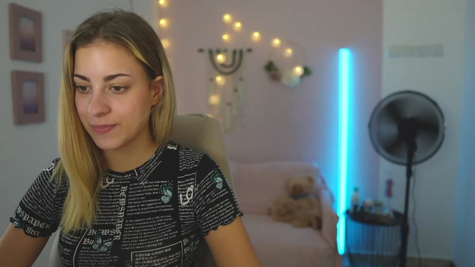 Gallery image thumbnail from Gia_Lopez18's myfreecams stream on, 08/29/2023, 15:38 image 20 of 20