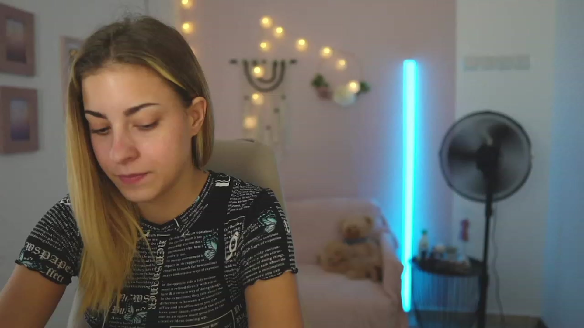 Gallery image thumbnail from Gia_Lopez18's myfreecams stream on, 08/29/2023, 15:38 image 2 of 20