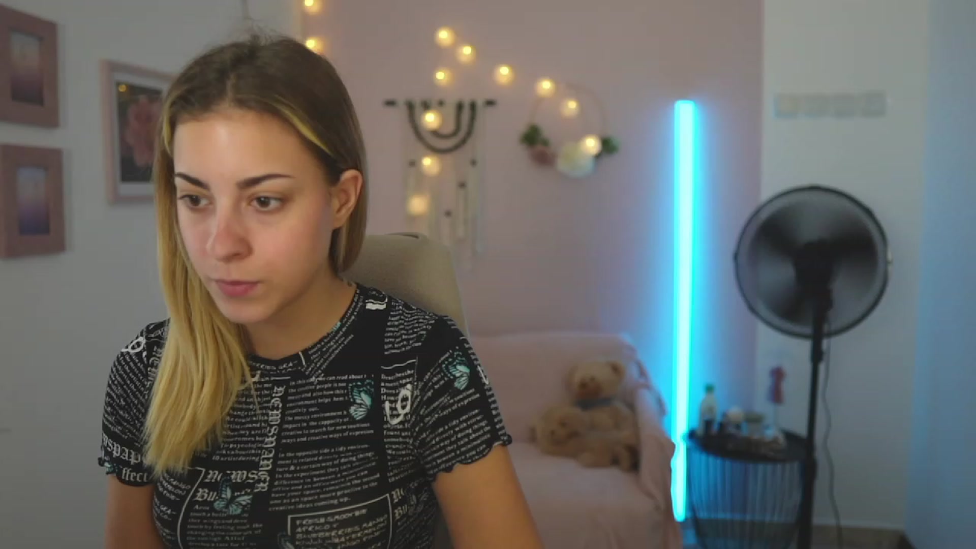 Gallery image thumbnail from Gia_Lopez18's myfreecams stream on, 08/29/2023, 15:38 image 3 of 20