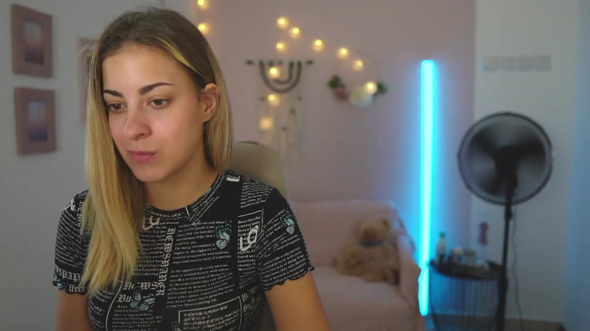 Gallery image thumbnail from Gia_Lopez18's myfreecams stream on, 08/29/2023, 15:38 image 18 of 20