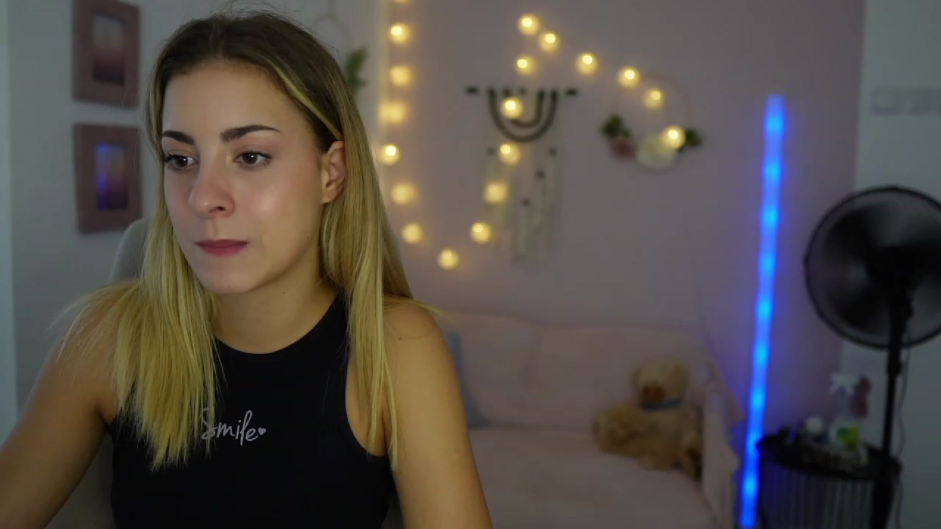 Gallery image thumbnail from Gia_Lopez18's myfreecams stream on, 08/30/2023, 15:41 image 18 of 20
