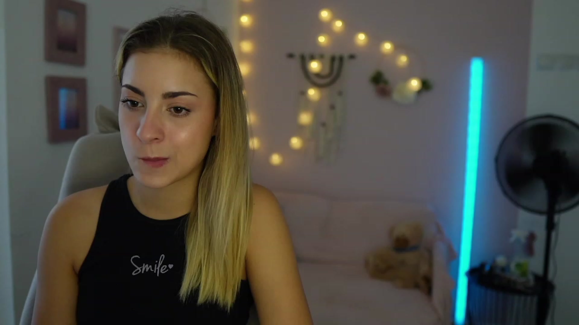 Gallery image thumbnail from Gia_Lopez18's myfreecams stream on, 08/30/2023, 15:41 image 12 of 20
