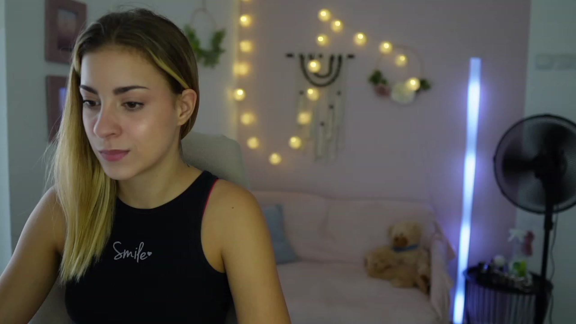 Gallery image thumbnail from Gia_Lopez18's myfreecams stream on, 08/30/2023, 15:41 image 3 of 20