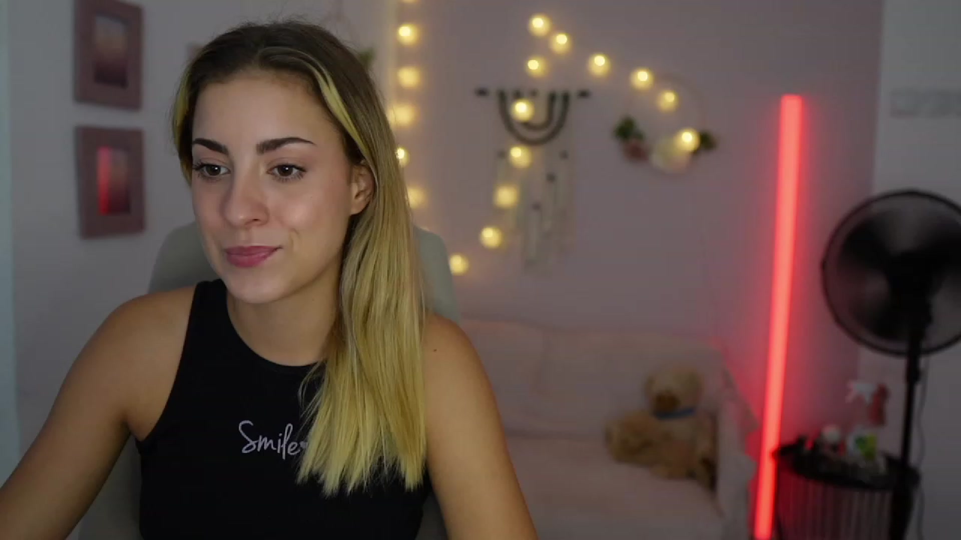 Gallery image thumbnail from Gia_Lopez18's myfreecams stream on, 08/30/2023, 17:26 image 18 of 20