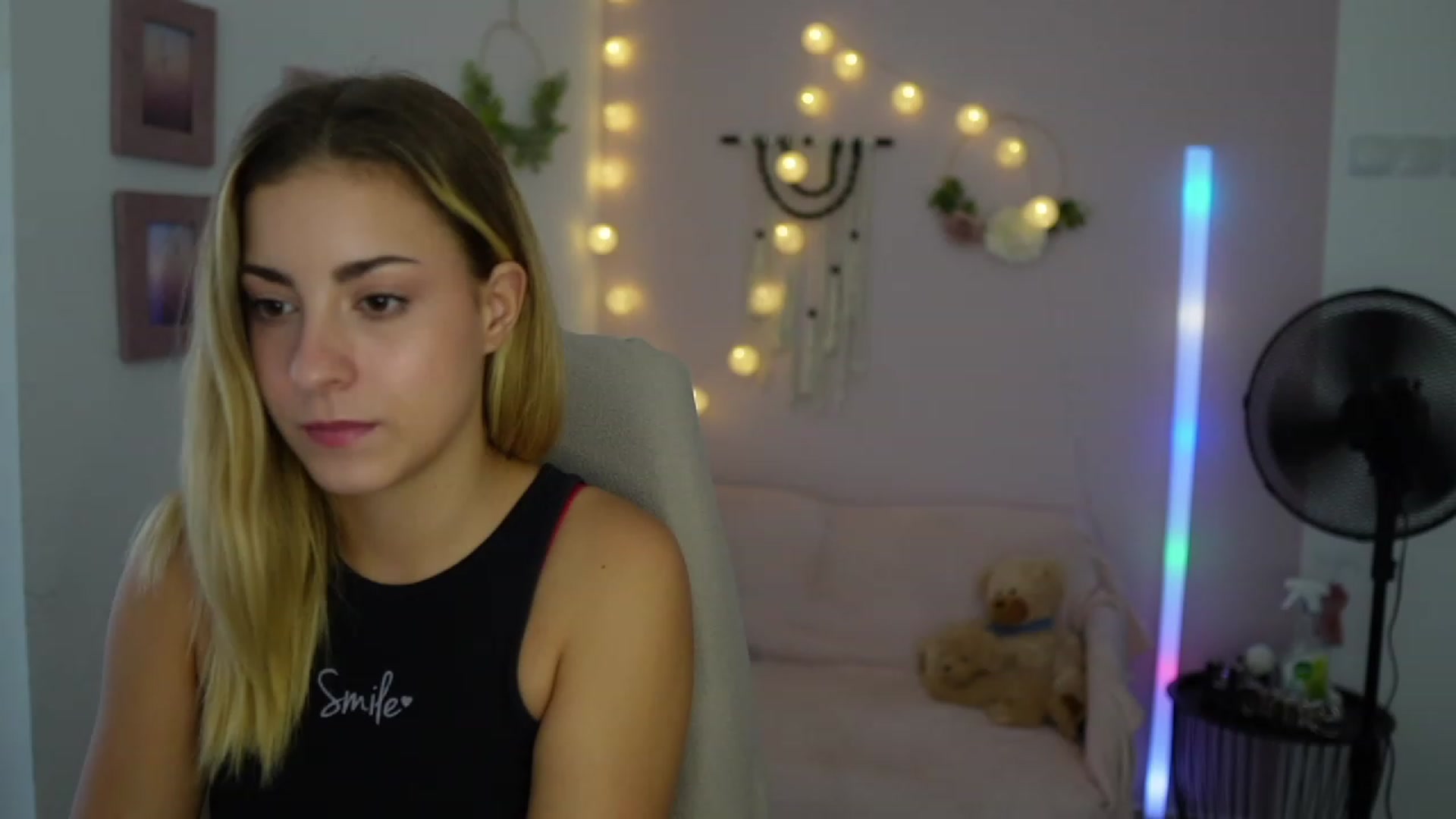Gallery image thumbnail from Gia_Lopez18's myfreecams stream on, 08/30/2023, 17:26 image 1 of 20
