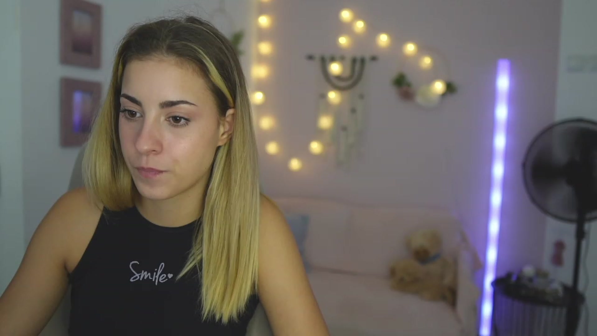 Gallery image thumbnail from Gia_Lopez18's myfreecams stream on, 08/30/2023, 19:58 image 15 of 20
