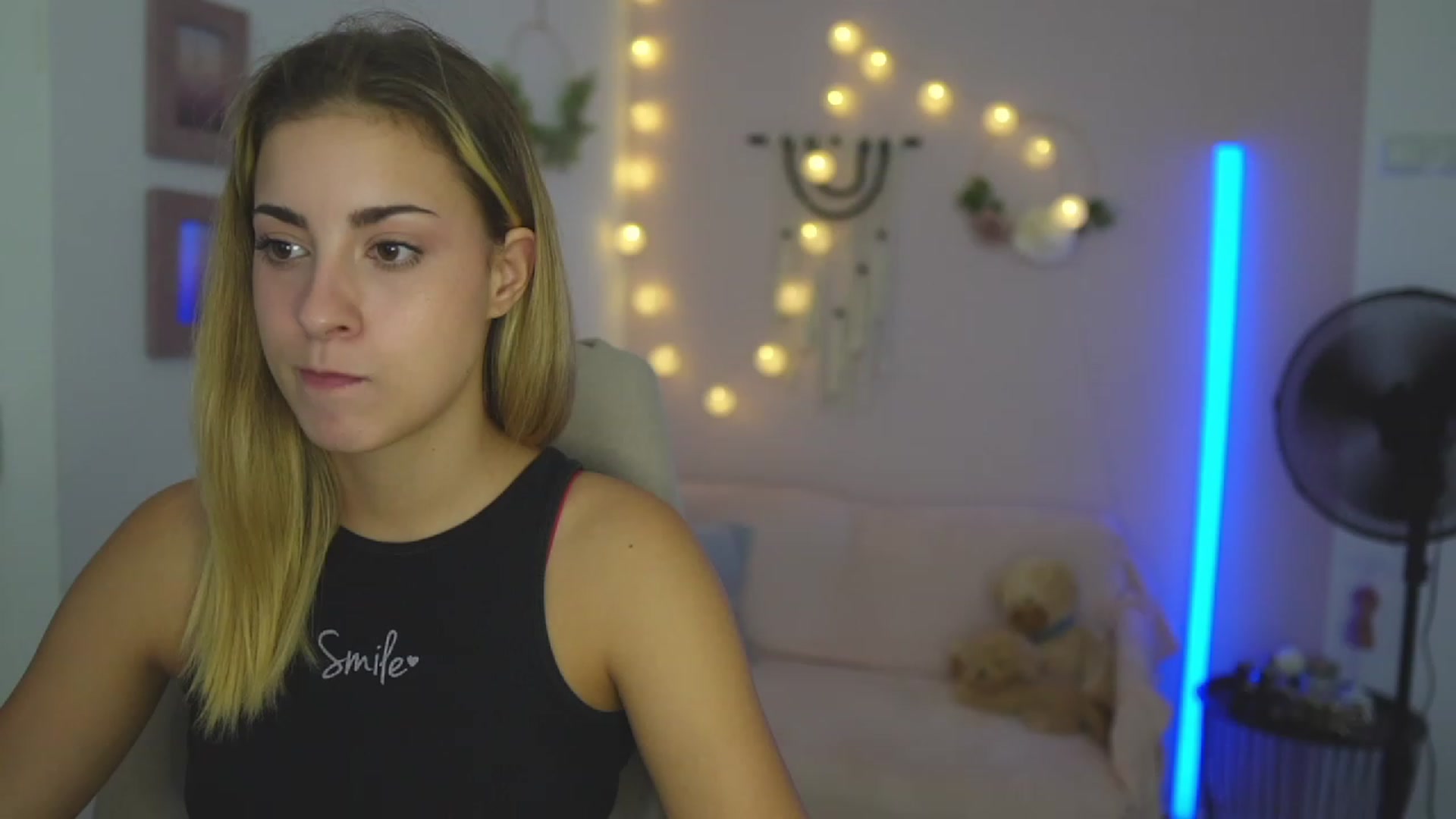 Gallery image thumbnail from Gia_Lopez18's myfreecams stream on, 08/30/2023, 21:13 image 18 of 20