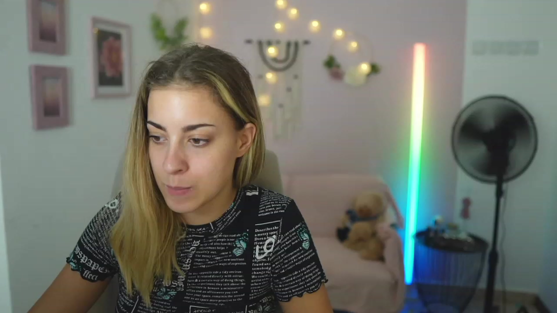 Gallery image thumbnail from Gia_Lopez18's myfreecams stream on, 09/03/2023, 17:58 image 12 of 20