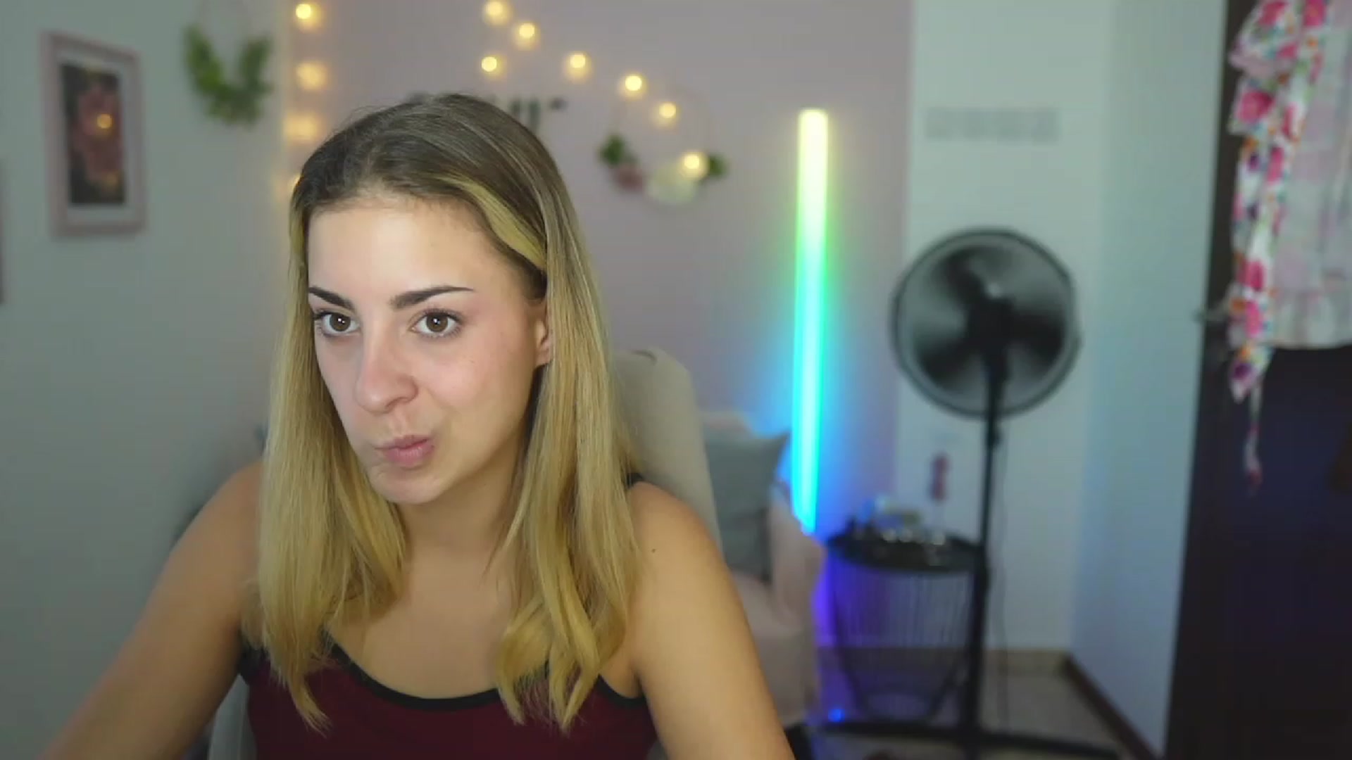 Gallery image thumbnail from Gia_Lopez18's myfreecams stream on, 09/05/2023, 17:53 image 2 of 20