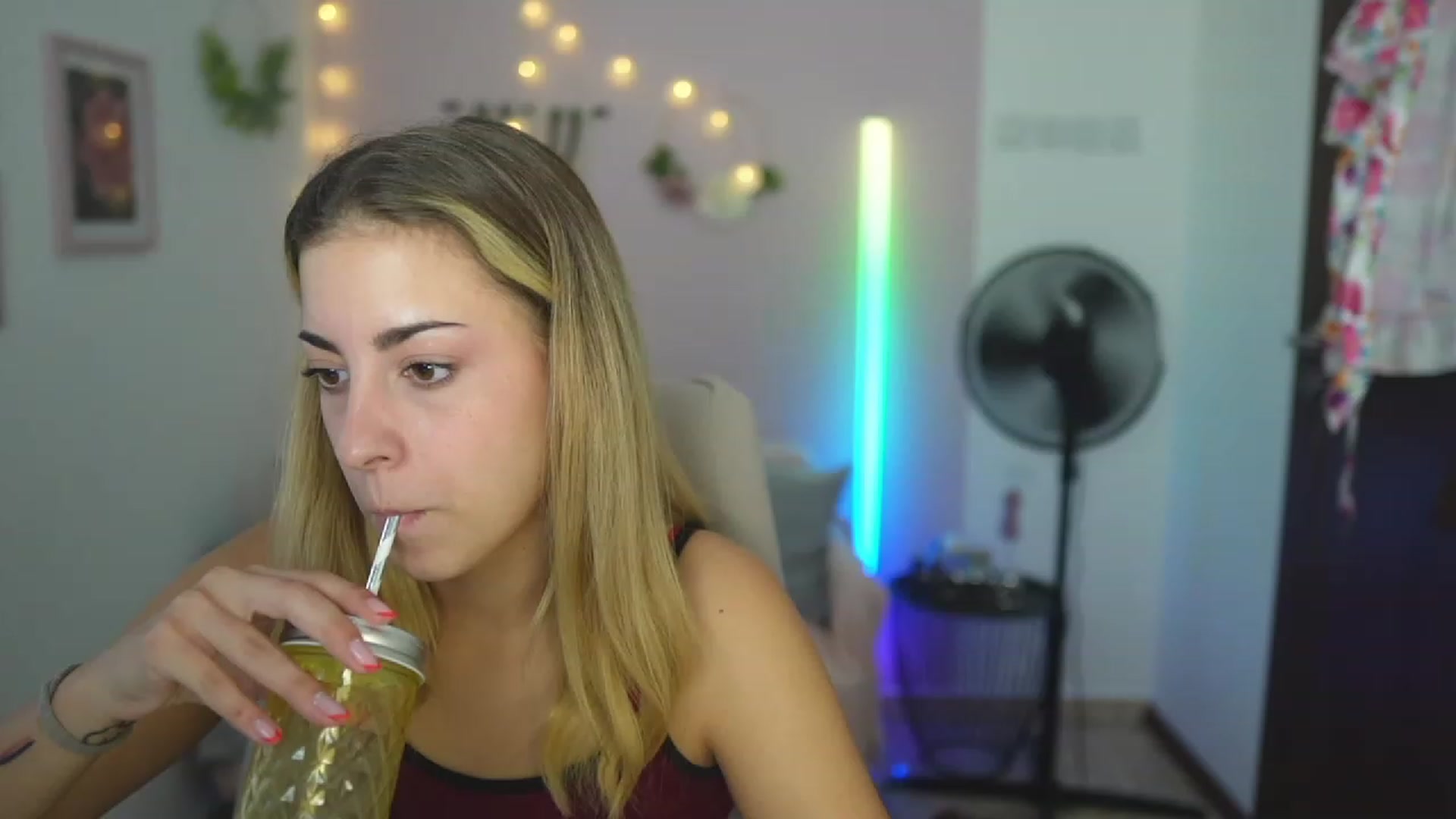 Gallery image thumbnail from Gia_Lopez18's myfreecams stream on, 09/05/2023, 17:53 image 4 of 20