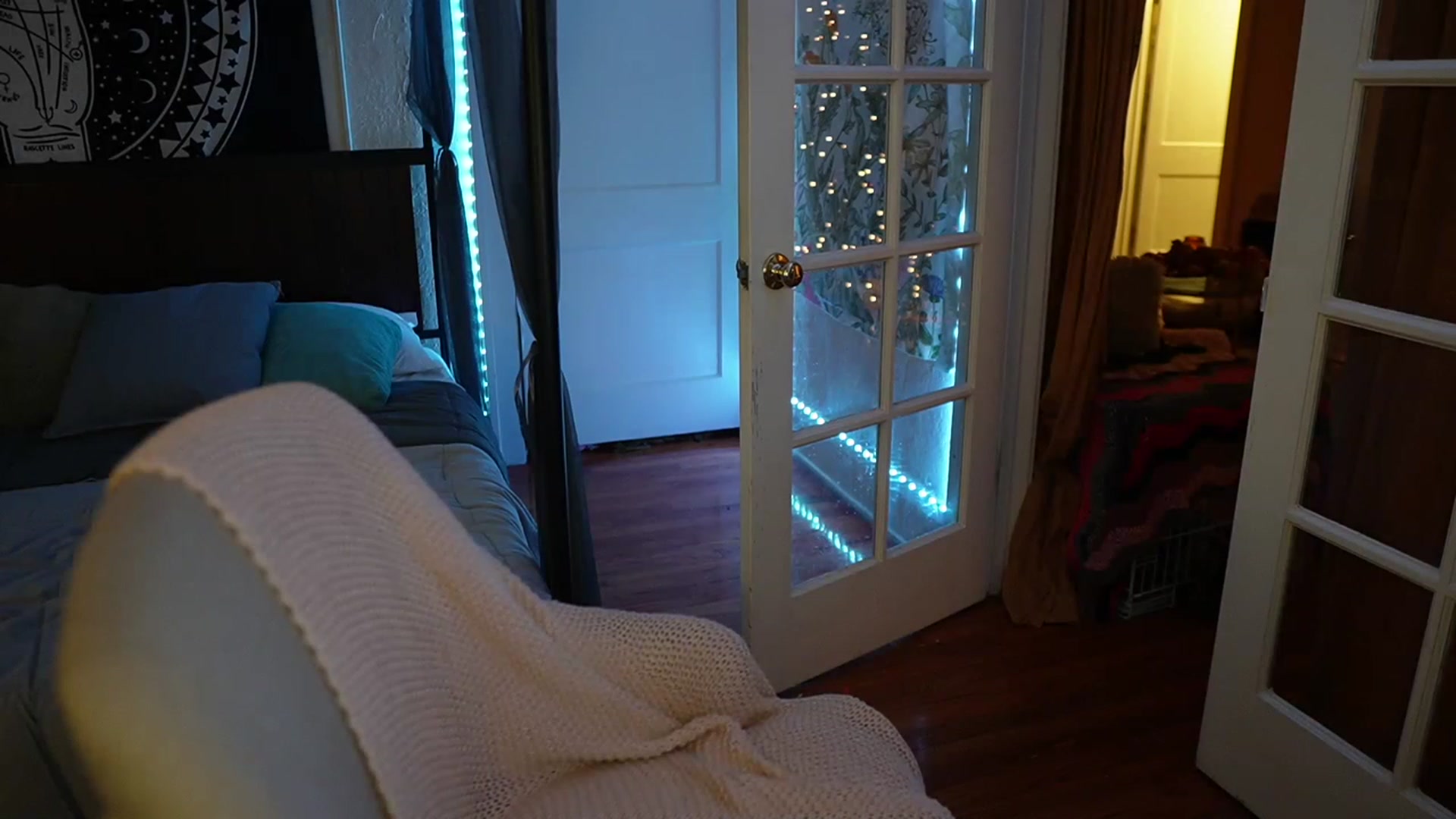 Gallery image thumbnail from Gia_NewYear's myfreecams stream on, 12/28/2022, 03:35 image 13 of 20