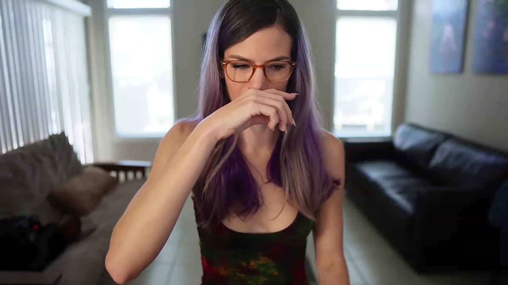 Gallery image thumbnail from Gia_NewYear's myfreecams stream on, 12/29/2022, 16:31 image 6 of 20