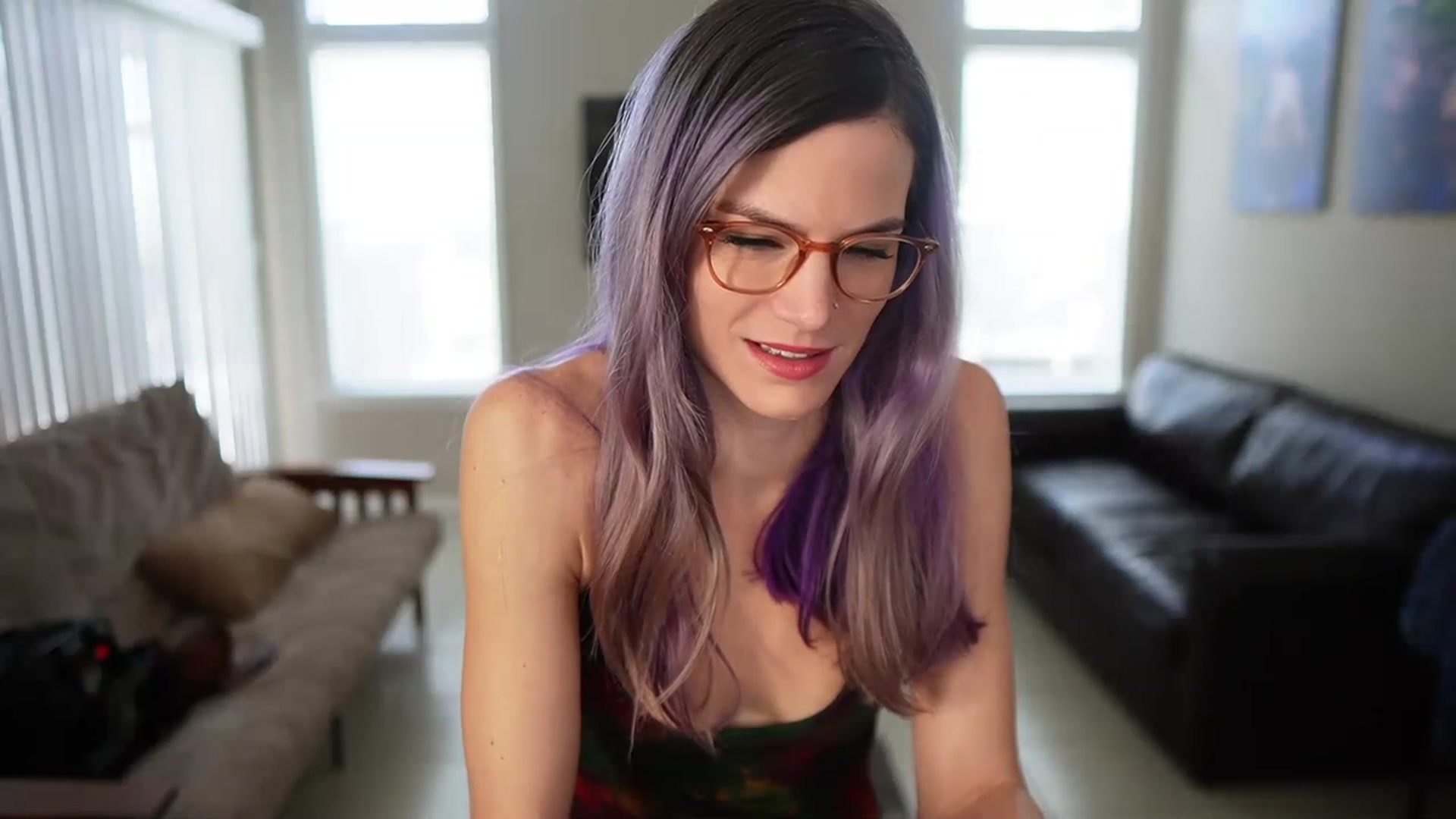 Gallery image thumbnail from Gia_NewYear's myfreecams stream on, 12/29/2022, 16:31 image 11 of 20