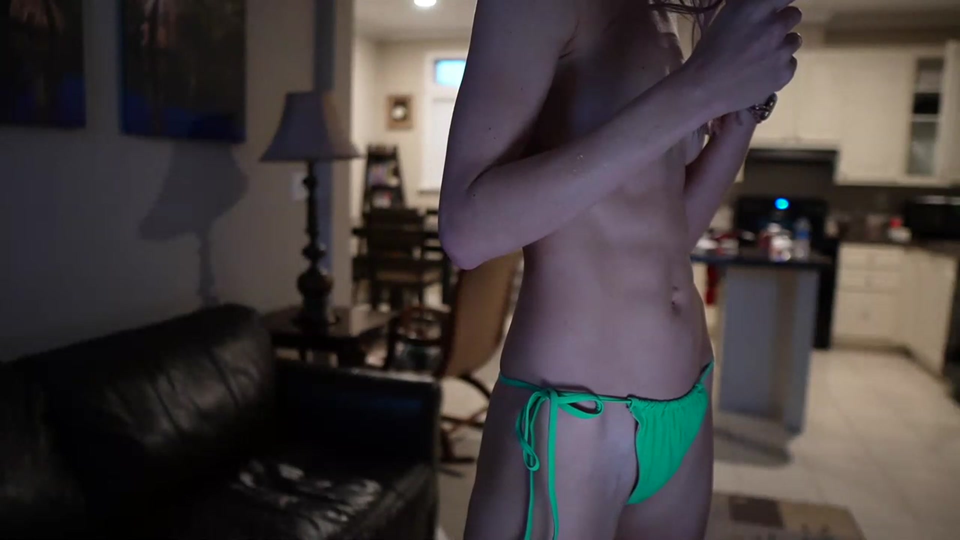 Gallery image thumbnail from Gia_NewYear's myfreecams stream on, 12/29/2022, 23:01 image 19 of 20
