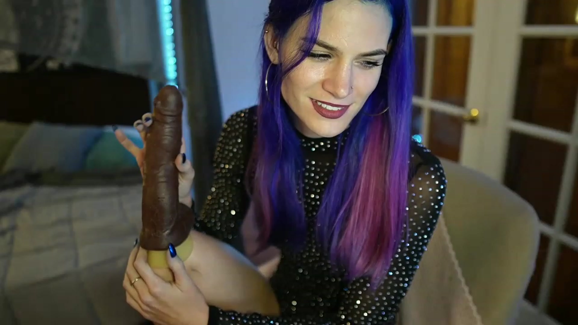 Gallery image thumbnail from Gia_NewYear's myfreecams stream on, 01/01/2023, 01:03 image 1 of 20