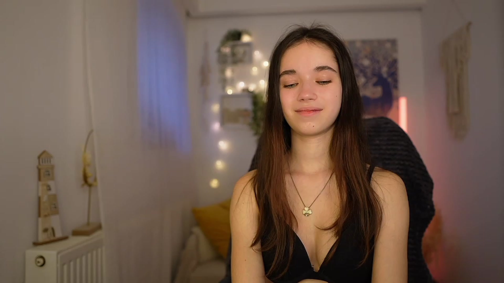 Gallery image thumbnail from Gia_Paige18's myfreecams stream on, 01/28/2024, 12:17 image 13 of 20