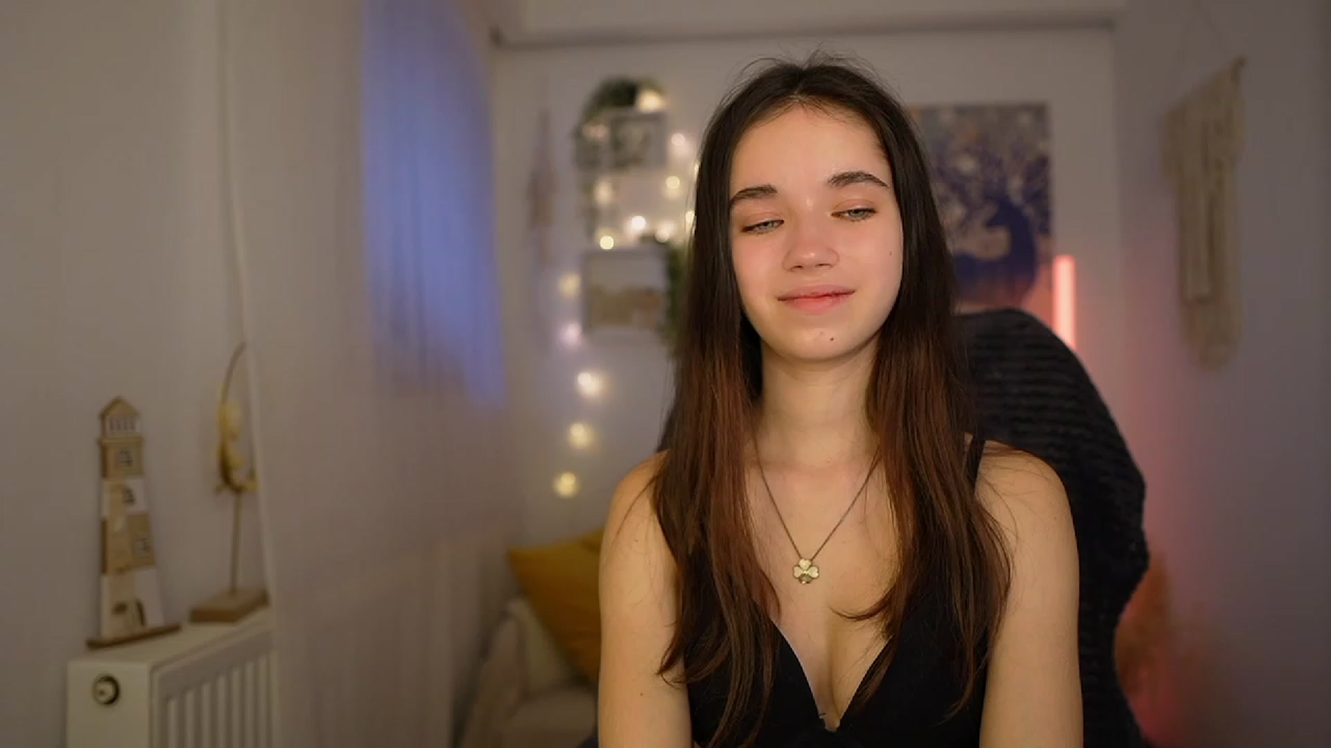 Gallery image thumbnail from Gia_Paige18's myfreecams stream on, 01/28/2024, 12:17 image 14 of 20