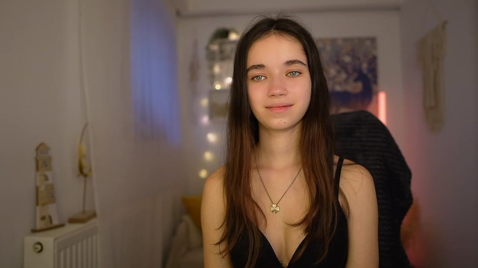Gallery image thumbnail from Gia_Paige18's myfreecams stream on, 01/28/2024, 12:17 image 6 of 20