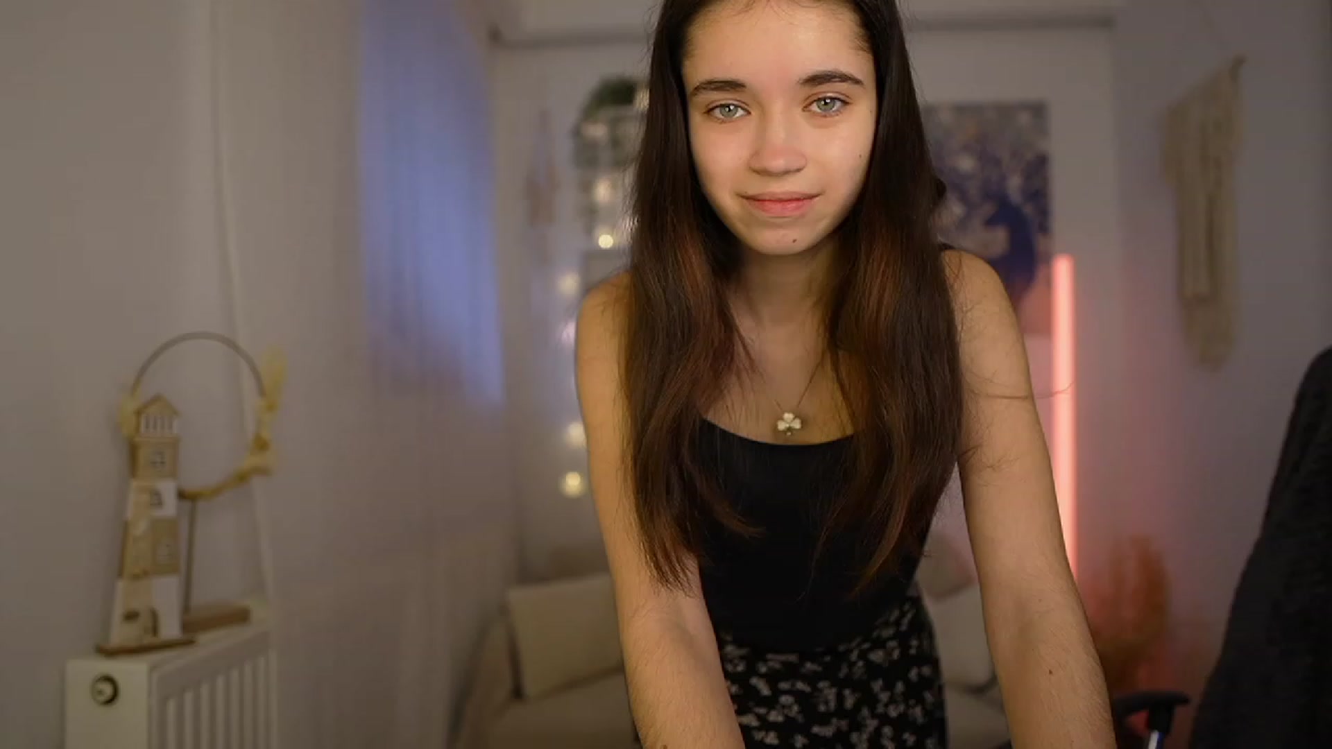 Gallery image thumbnail from Gia_Paige18's myfreecams stream on, 01/30/2024, 09:32 image 10 of 20