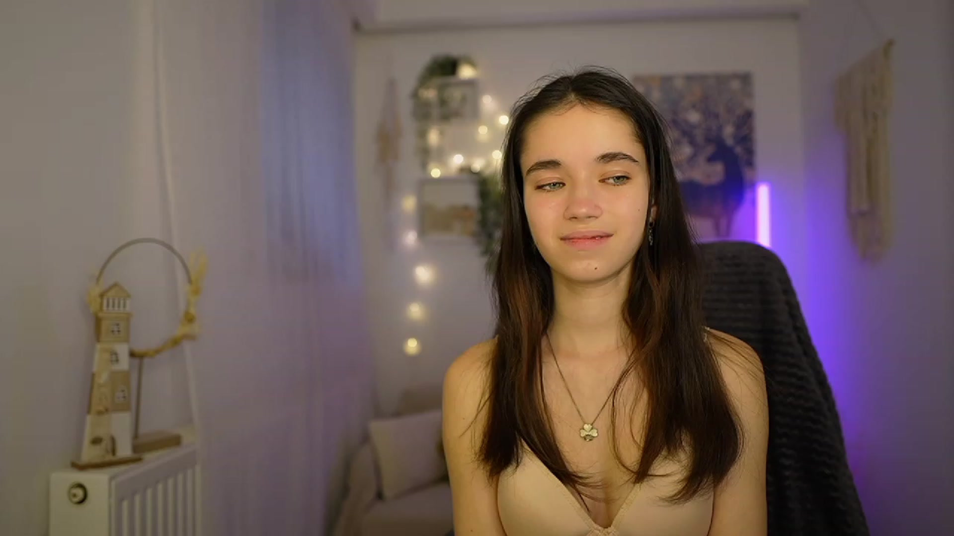 Gallery image thumbnail from Gia_Paige18's myfreecams stream on, 01/31/2024, 13:38 image 15 of 20