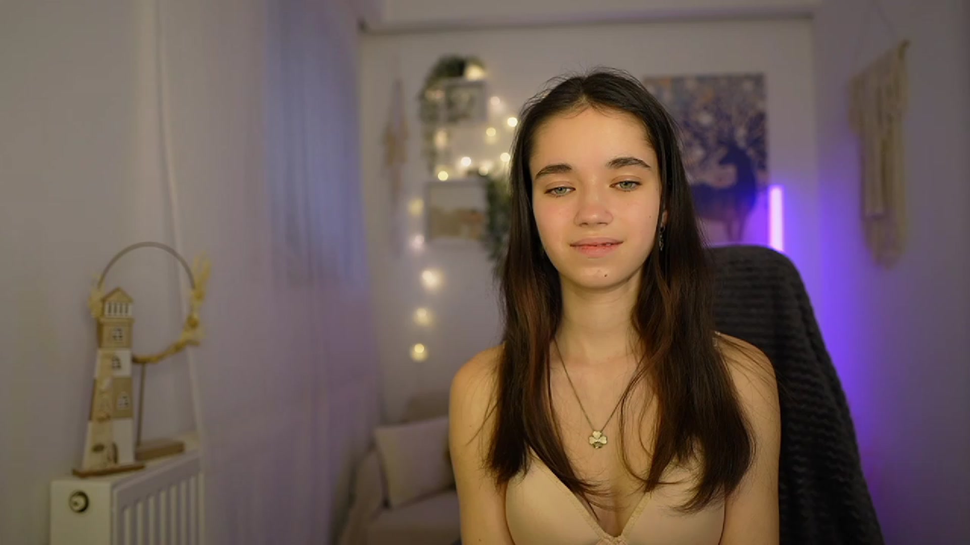 Gallery image thumbnail from Gia_Paige18's myfreecams stream on, 01/31/2024, 13:38 image 16 of 20