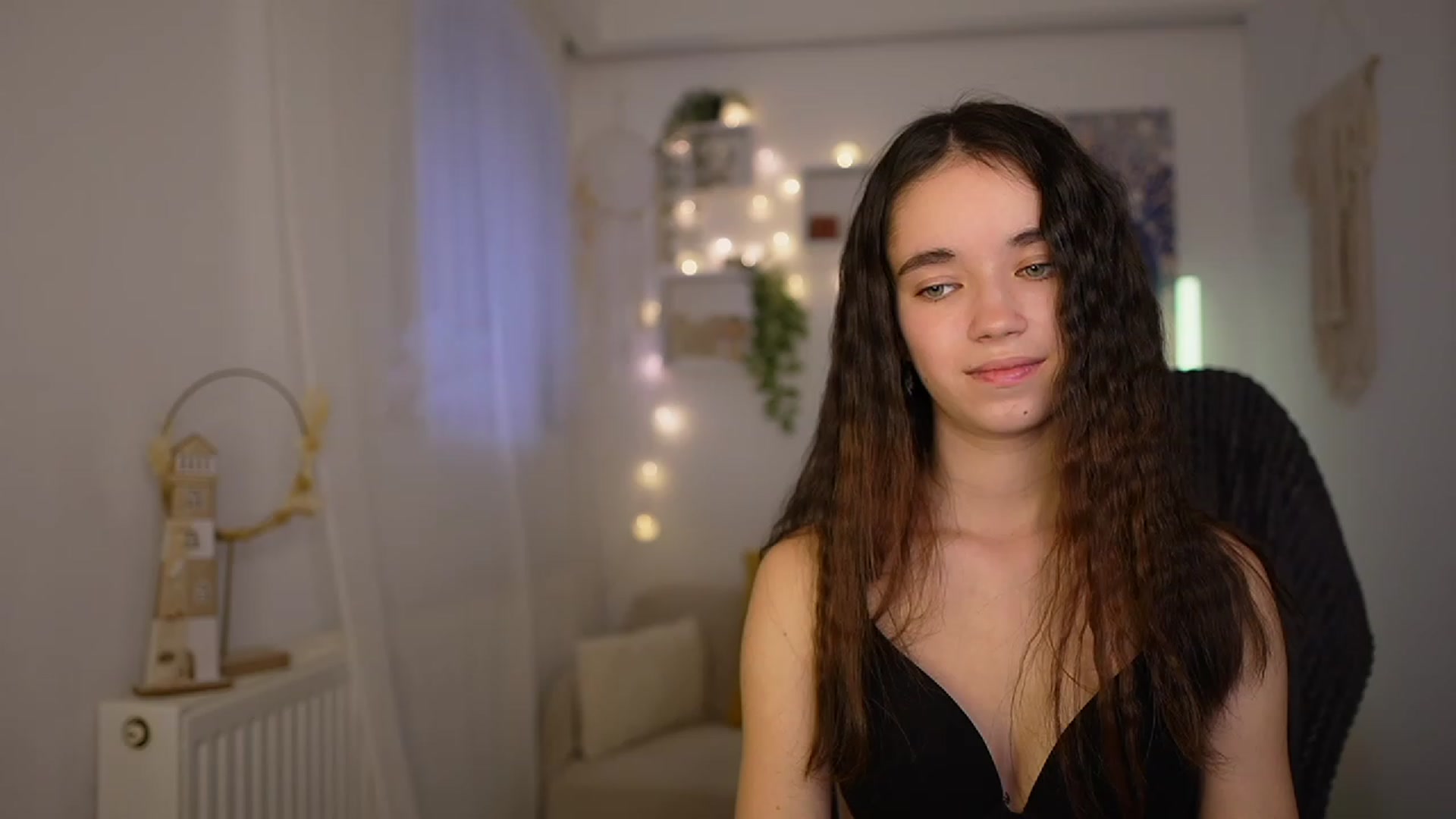 Gallery image thumbnail from Gia_Paige18's myfreecams stream on, 02/05/2024, 09:42 image 19 of 20