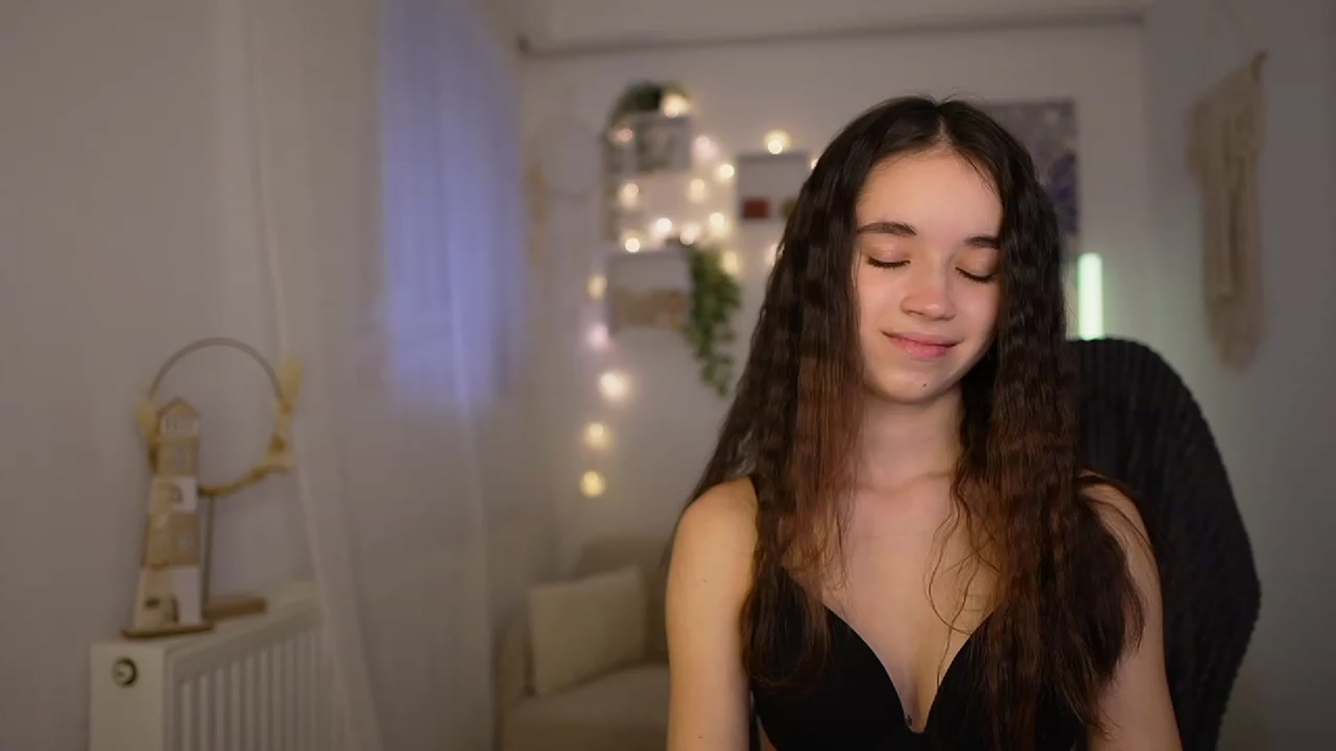 Gallery image thumbnail from Gia_Paige18's myfreecams stream on, 02/05/2024, 09:42 image 20 of 20