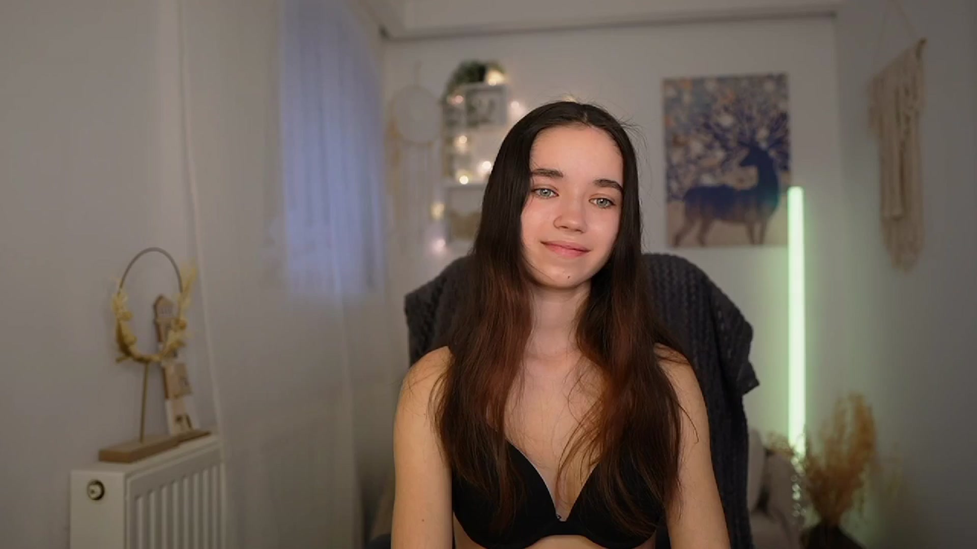 Gallery image thumbnail from Gia_Paige18's myfreecams stream on, 02/09/2024, 11:59 image 19 of 20