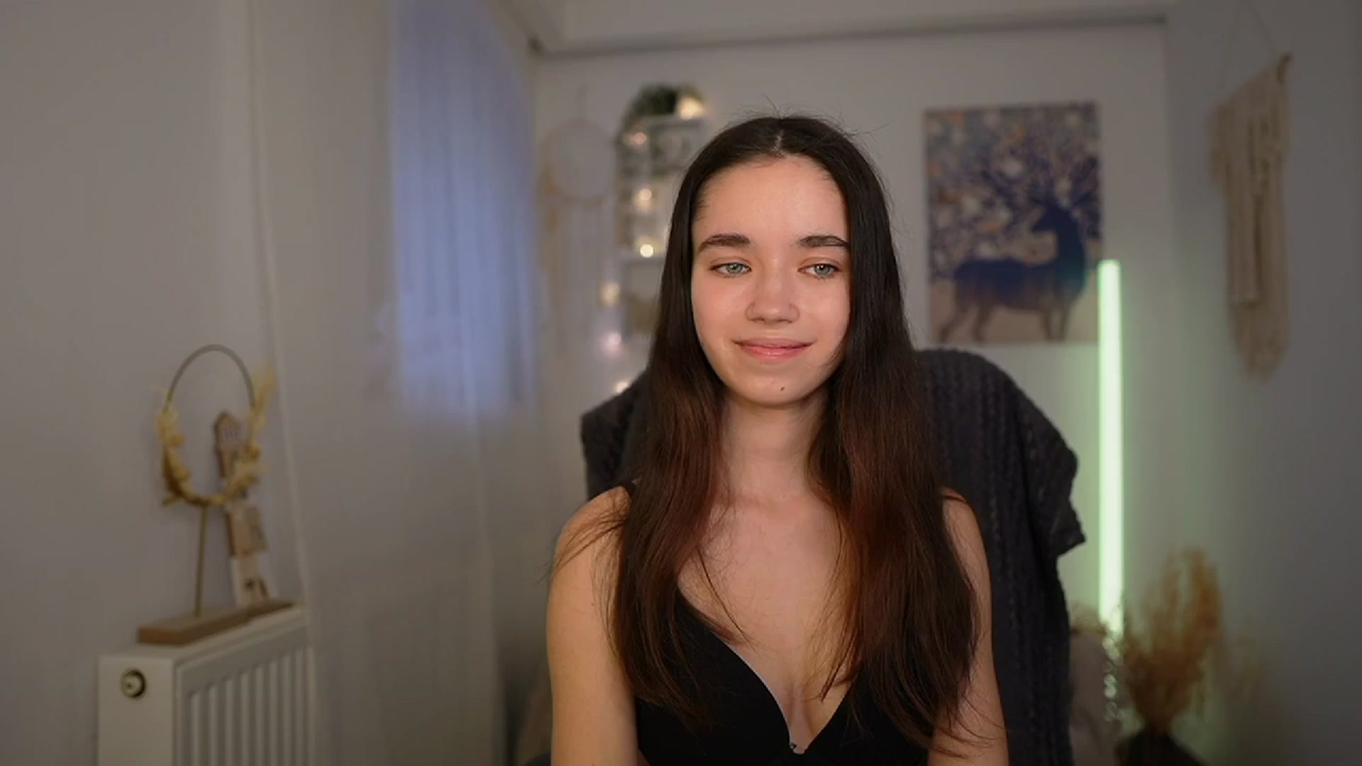 Gallery image thumbnail from Gia_Paige18's myfreecams stream on, 02/09/2024, 13:20 image 20 of 20