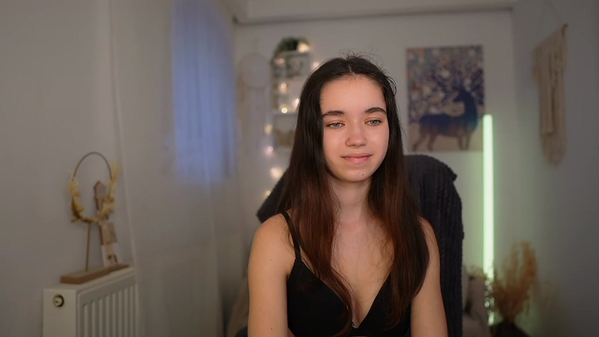 Gallery image thumbnail from Gia_Paige18's myfreecams stream on, 02/10/2024, 11:38 image 10 of 20