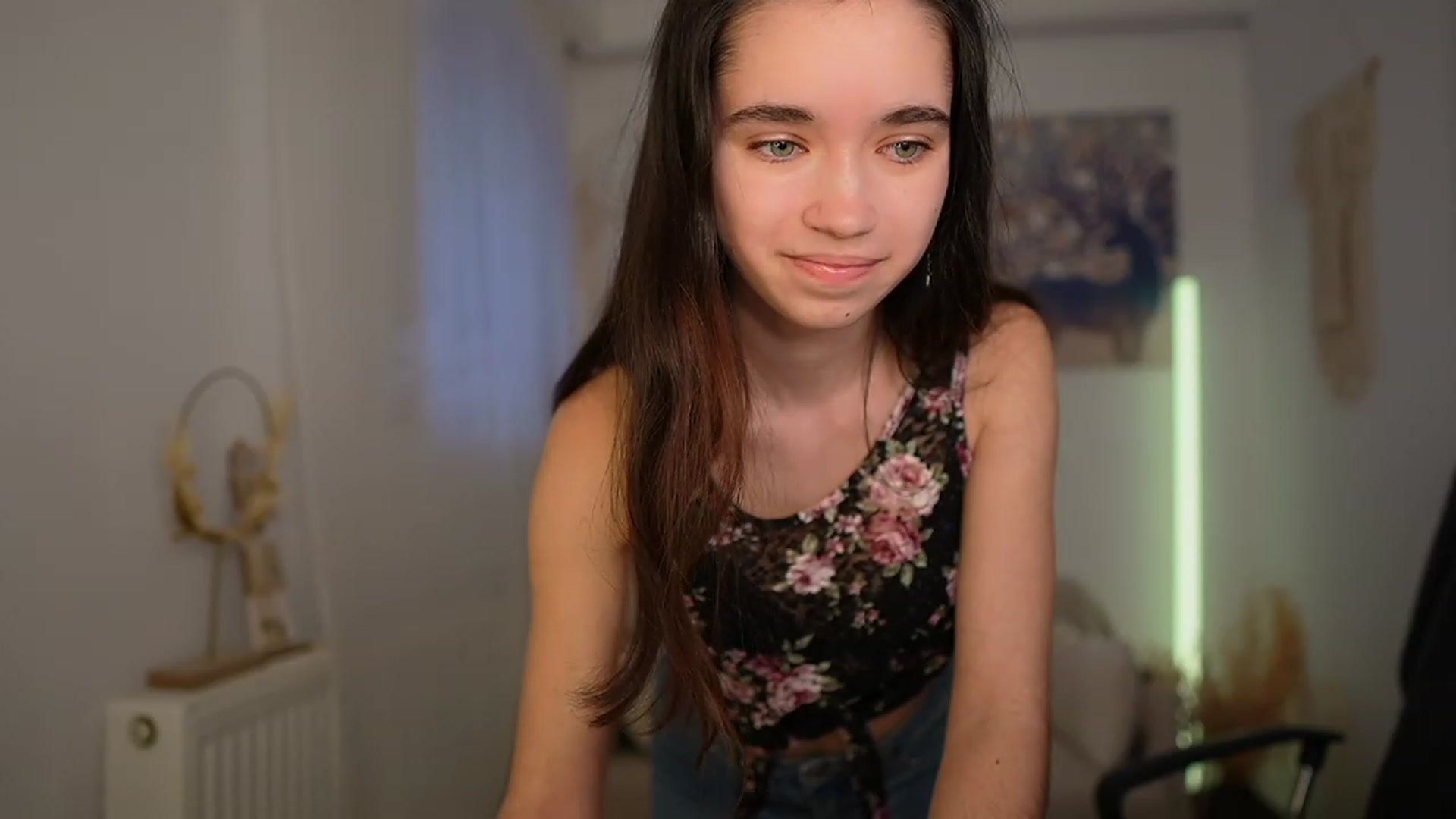 Gallery image thumbnail from Gia_Paige18's myfreecams stream on, 02/10/2024, 12:43 image 8 of 20