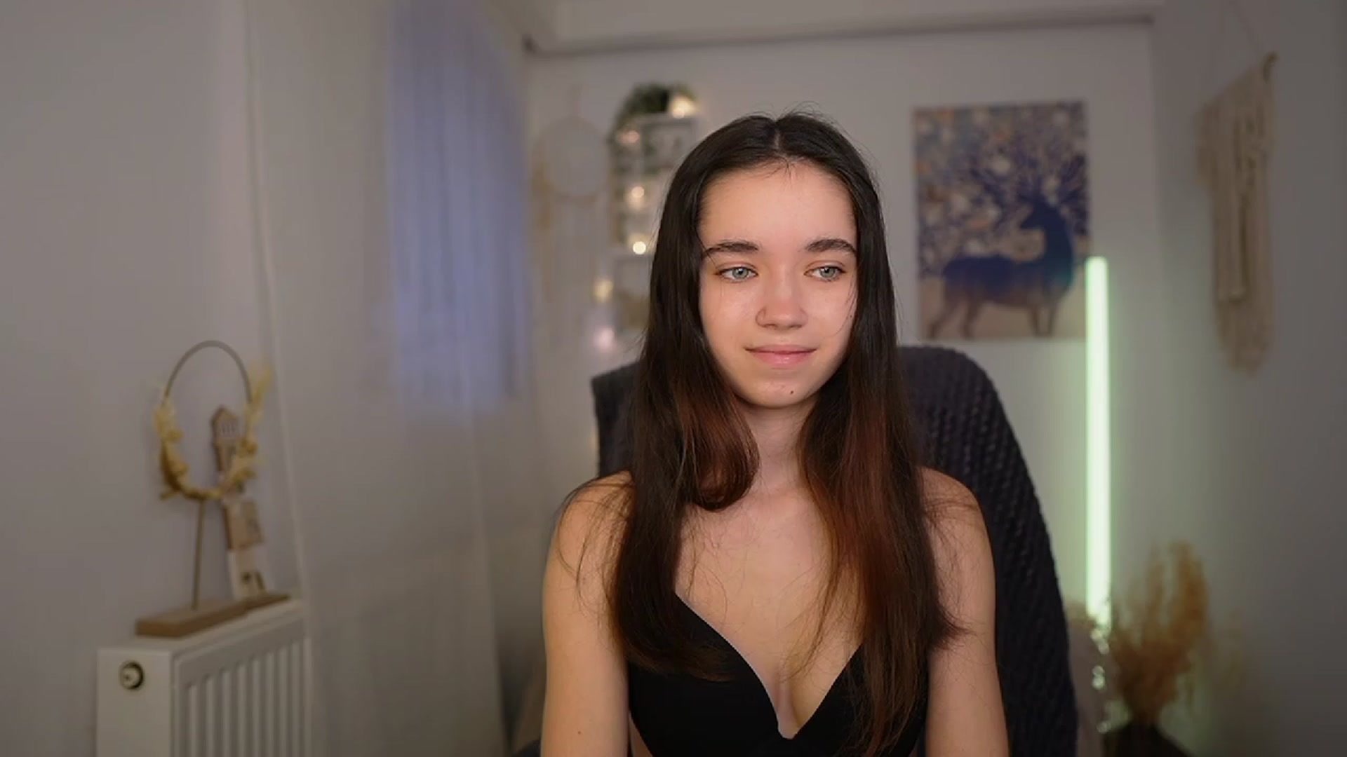 Gallery image thumbnail from Gia_Paige18's myfreecams stream on, 02/11/2024, 09:34 image 19 of 20