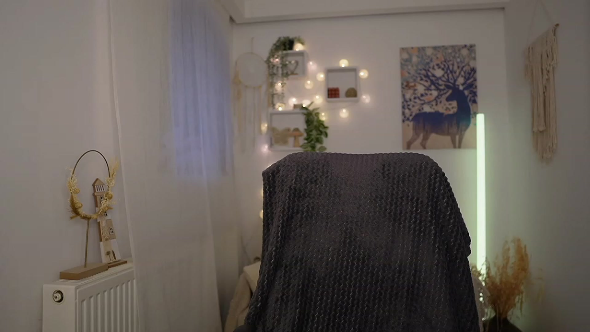 Gallery image thumbnail from Gia_Paige18's myfreecams stream on, 02/11/2024, 12:53 image 2 of 20