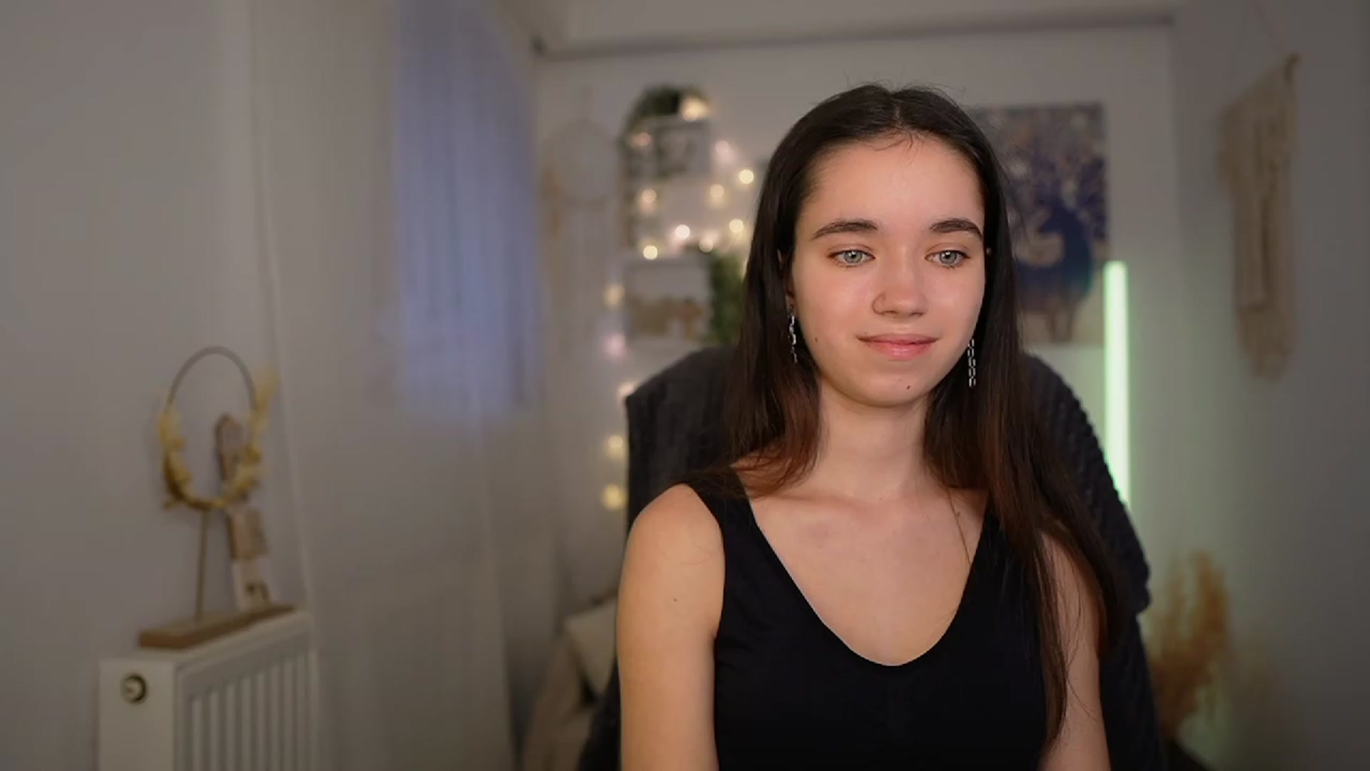 Gallery image thumbnail from Gia_Paige18's myfreecams stream on, 02/11/2024, 12:53 image 14 of 20